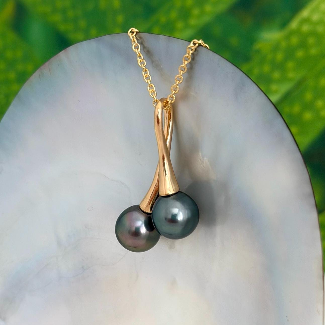 Tahitian pearl necklace • Double pendant • Gold Duo design • Blue and Peacock