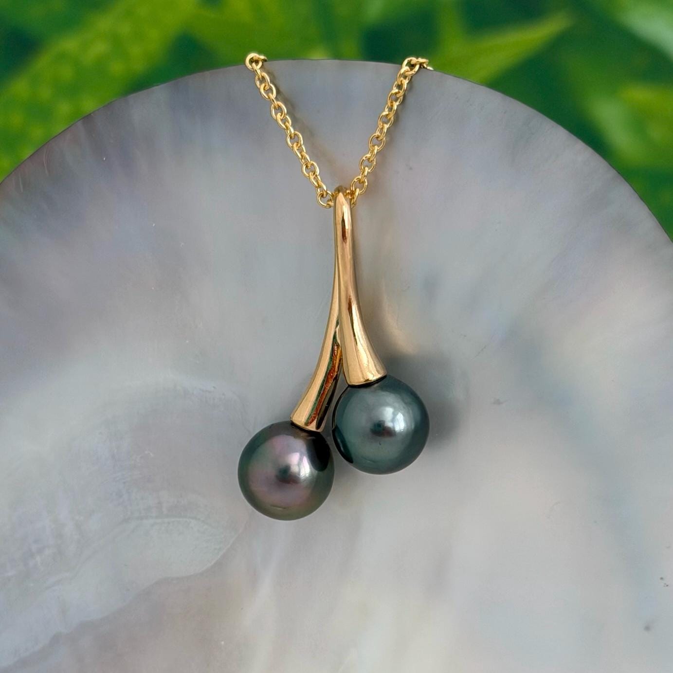 Tahitian pearl necklace • Double pendant • Gold Duo design • Blue and Peacock