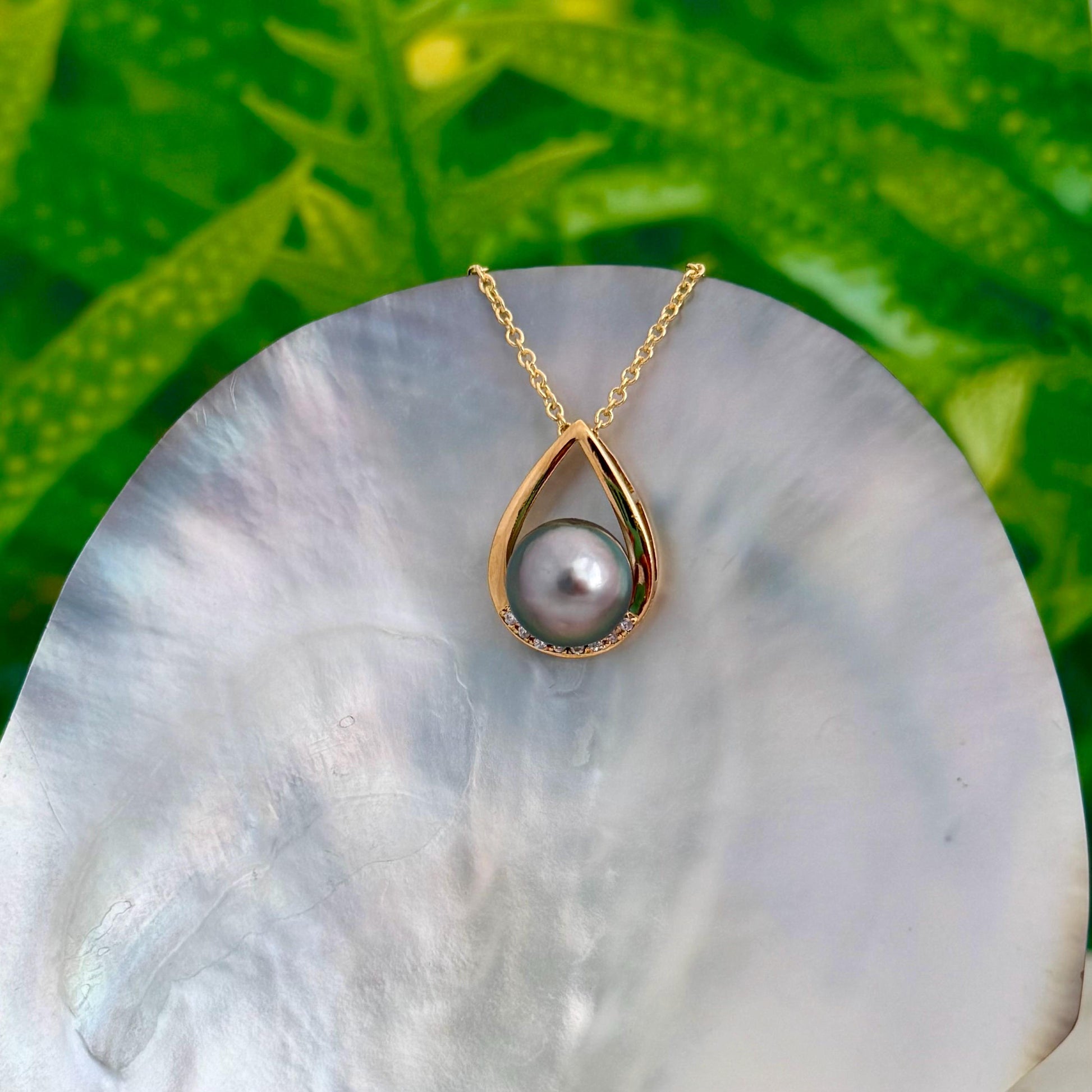 Teardrop Tahitian pearl pendant with beautiful peacock • Statement necklace with CZ