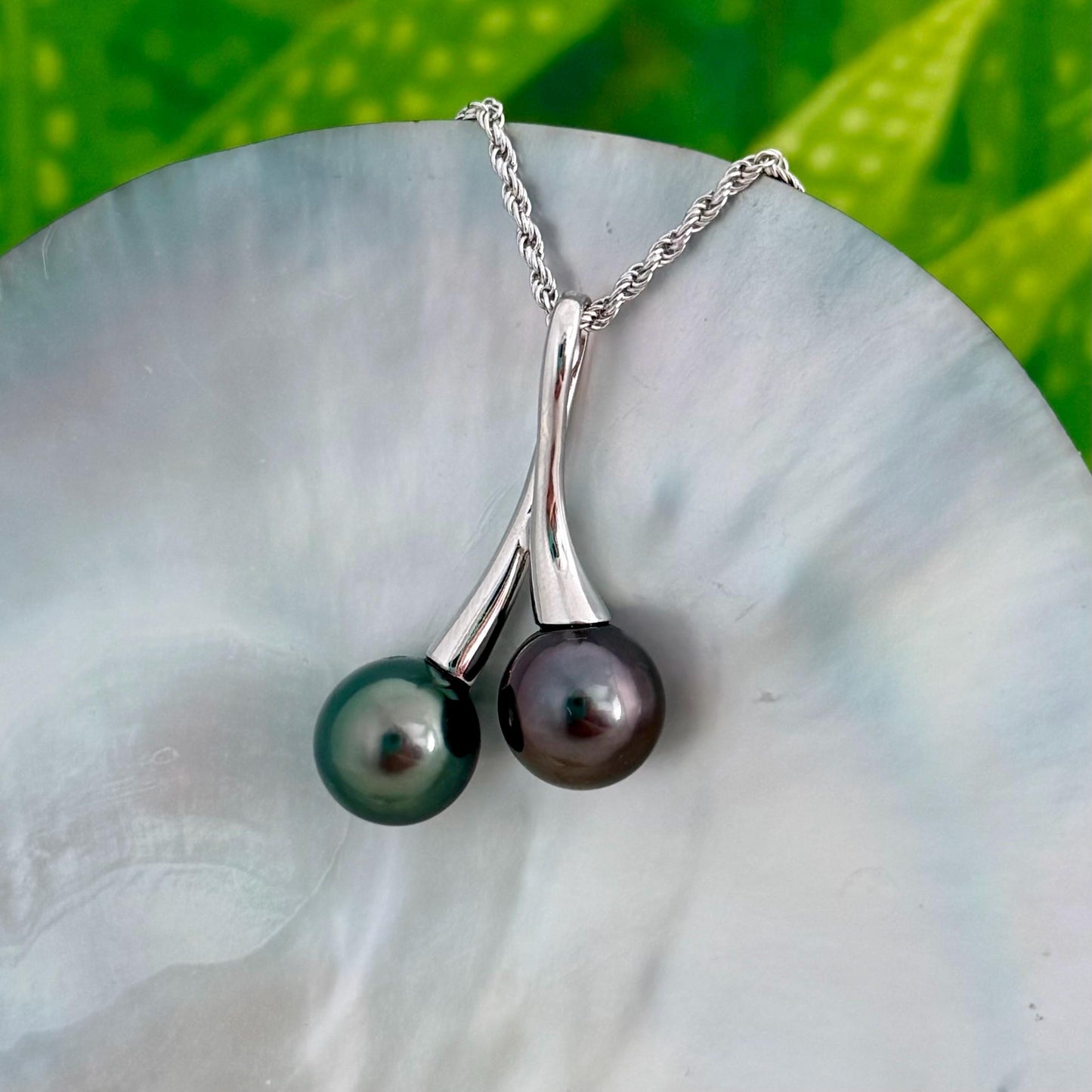 Tahitian pearl necklace • Double pearl pendant • Sterling silver You and Me design • Aubergine and Green