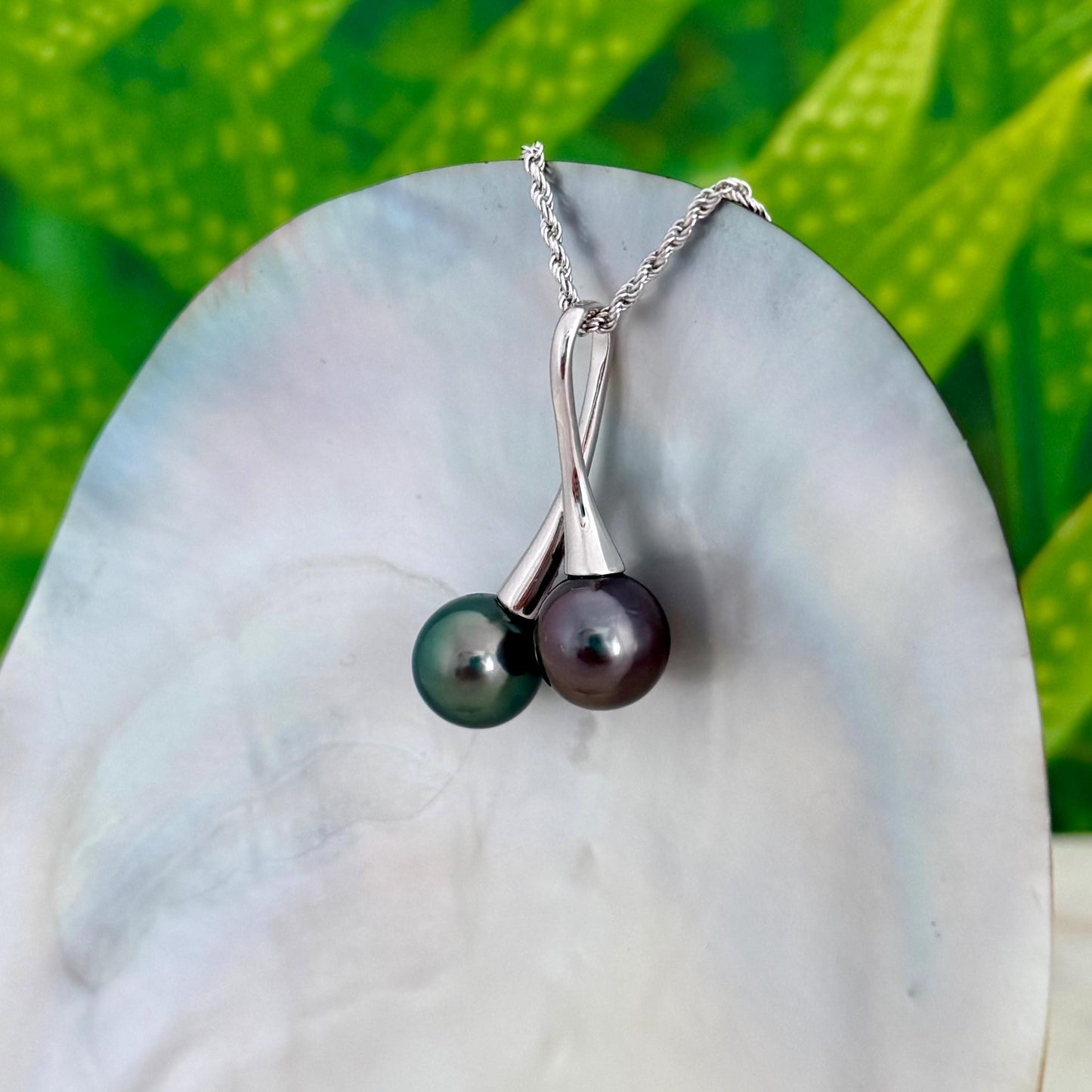 Tahitian pearl necklace • Double pearl pendant • Sterling silver You and Me design • Aubergine and Green