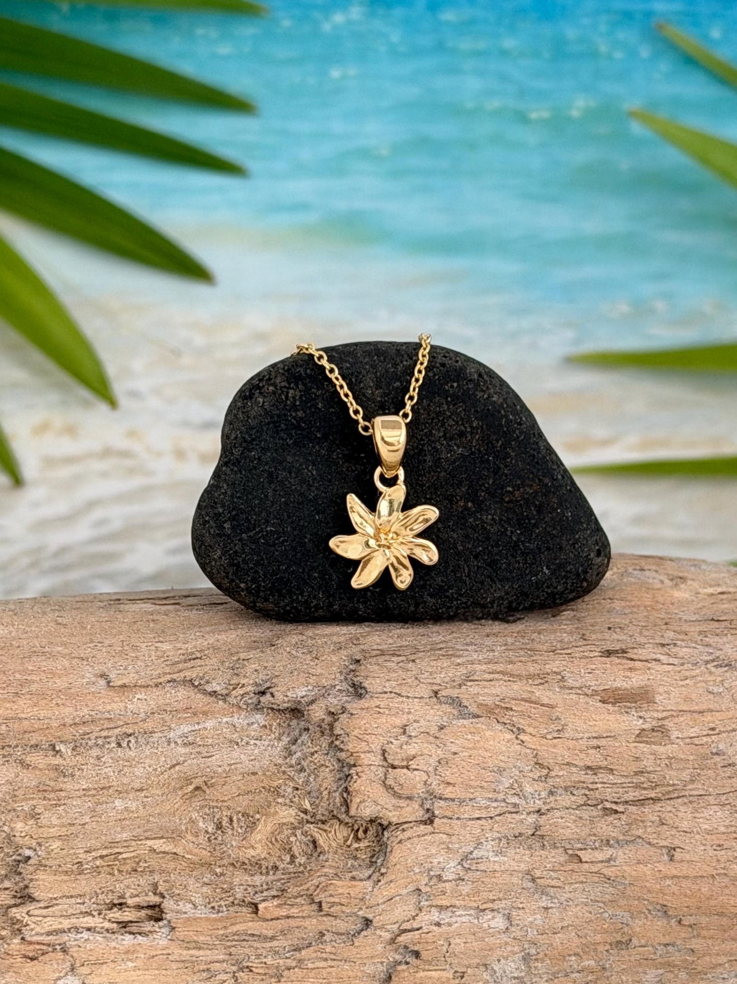 Sterling Silver Tiare Flower Stud Earrings: Tahitian Gardenia