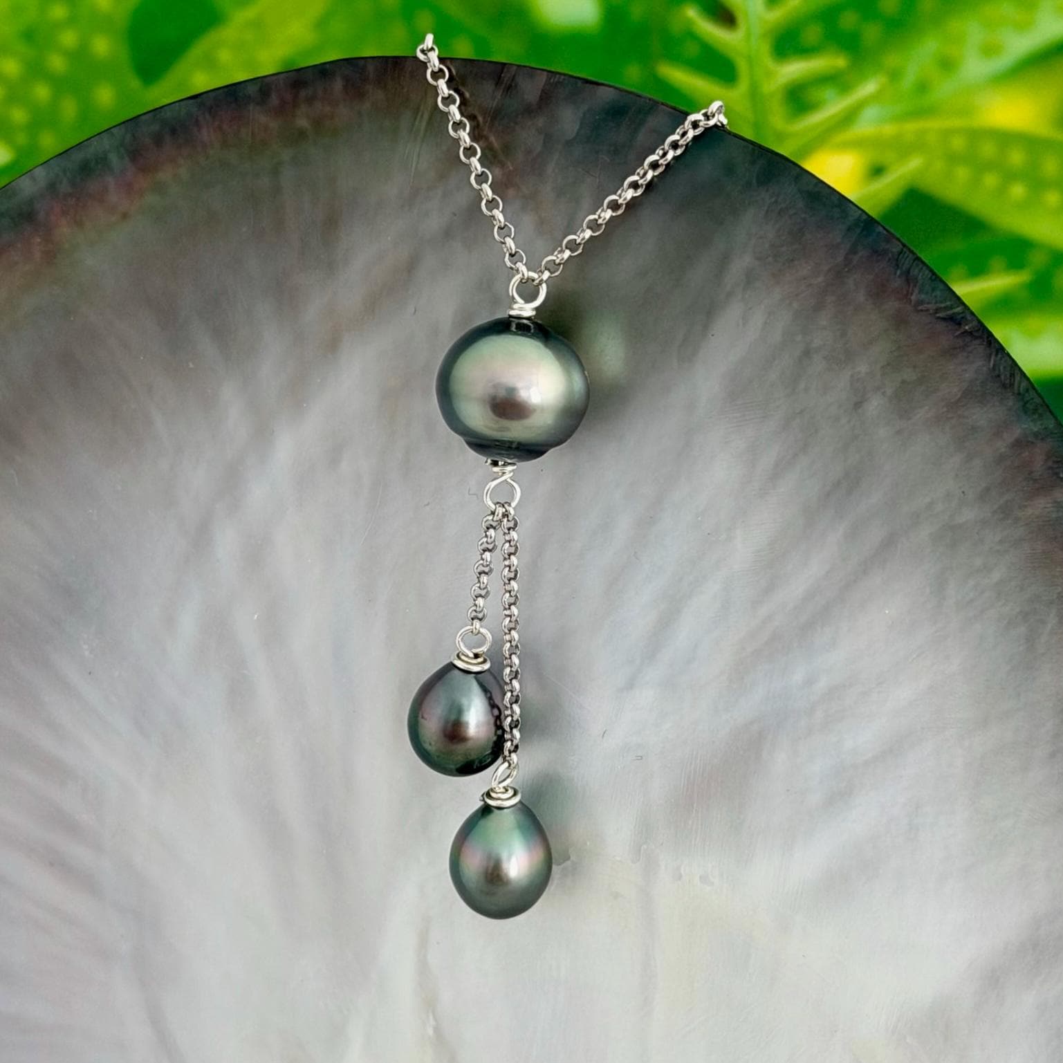 Tahitian pearl necklace with 3 pearls • Dangle Gold filled jewelry
