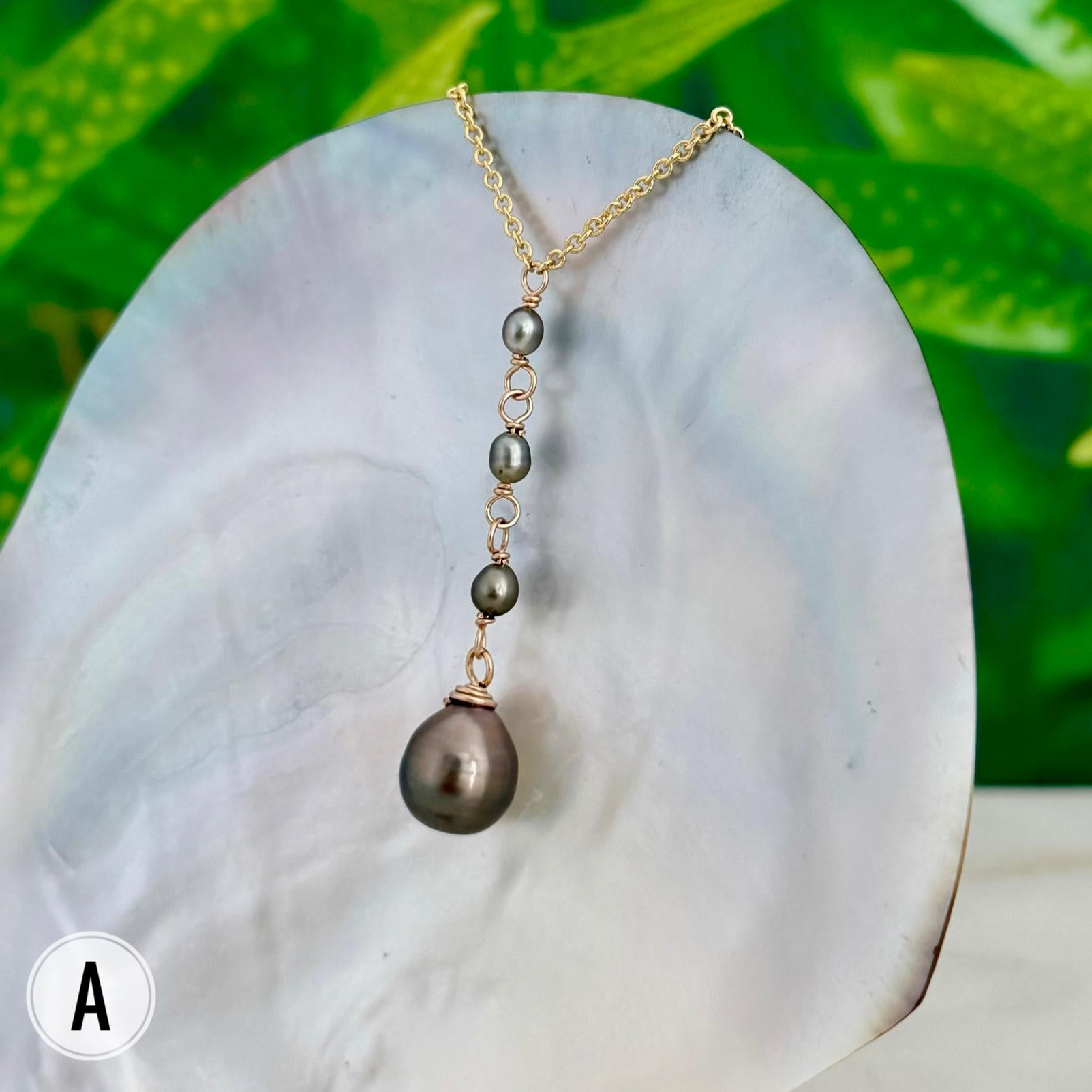 Tahitian pearl necklace • Gold filled chain with Keshi accents