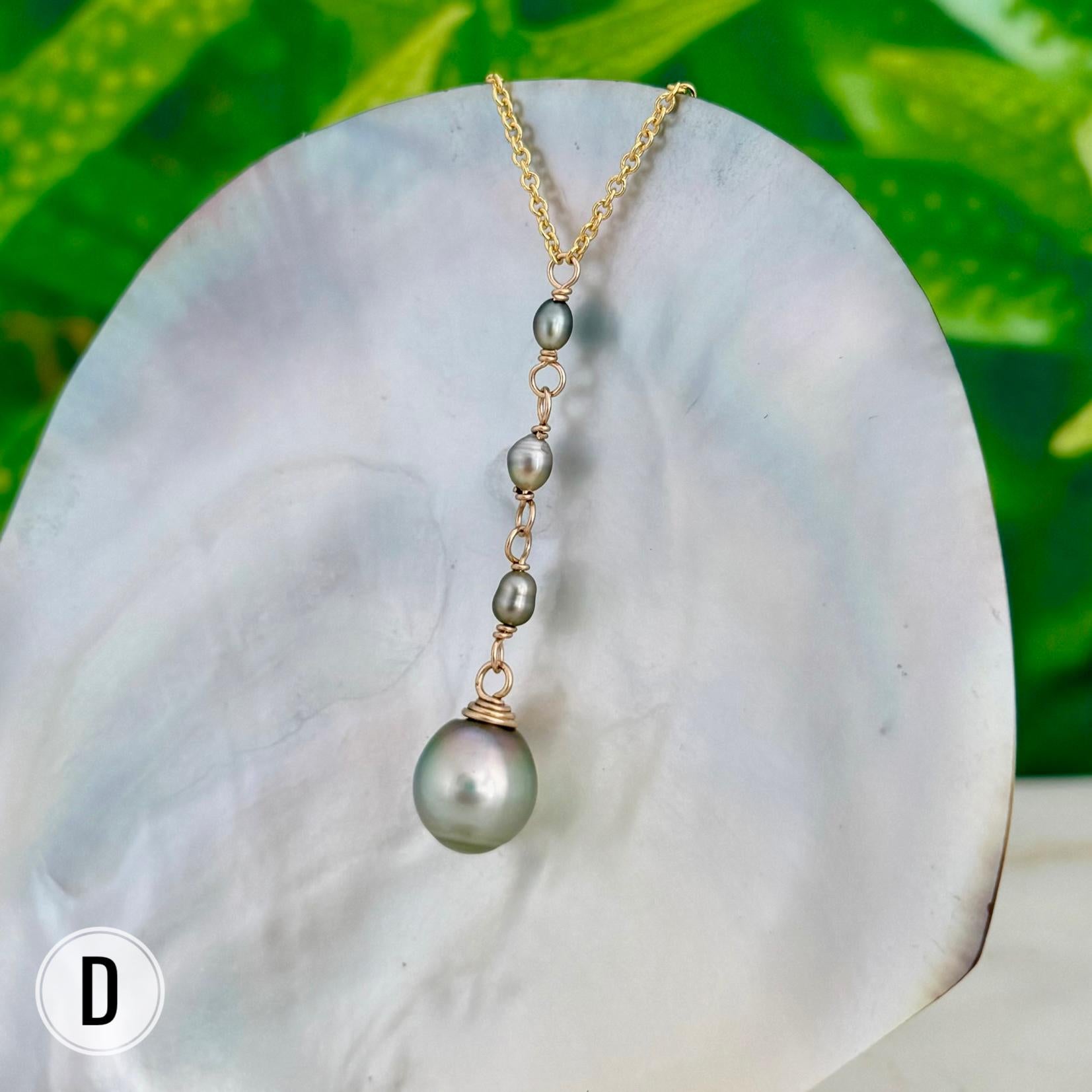 Tahitian pearl necklace • Gold filled chain with Keshi accents