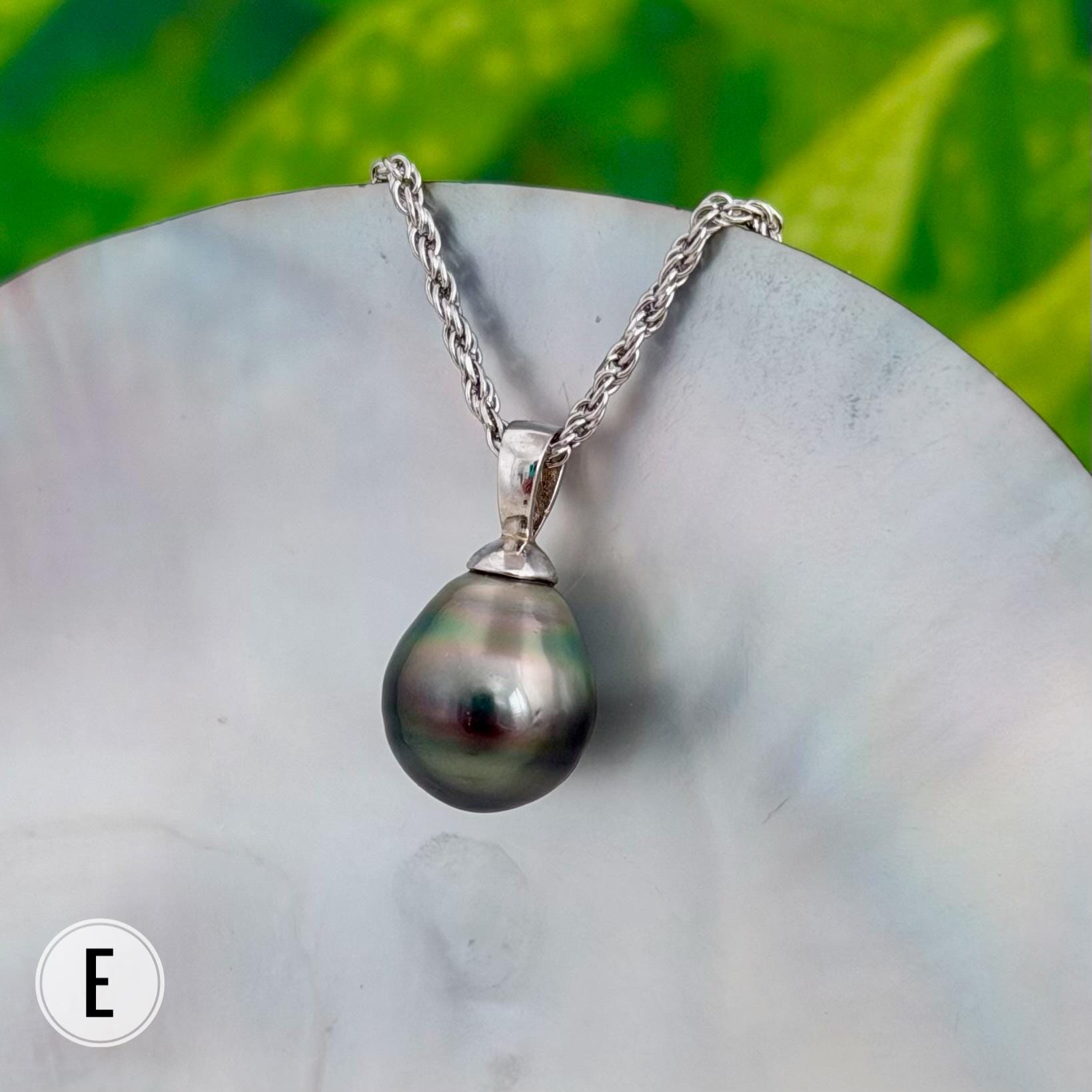 DOORBUSTER Tahitian Black Pearl Pendant: Gold and Sterling Silver jewelry