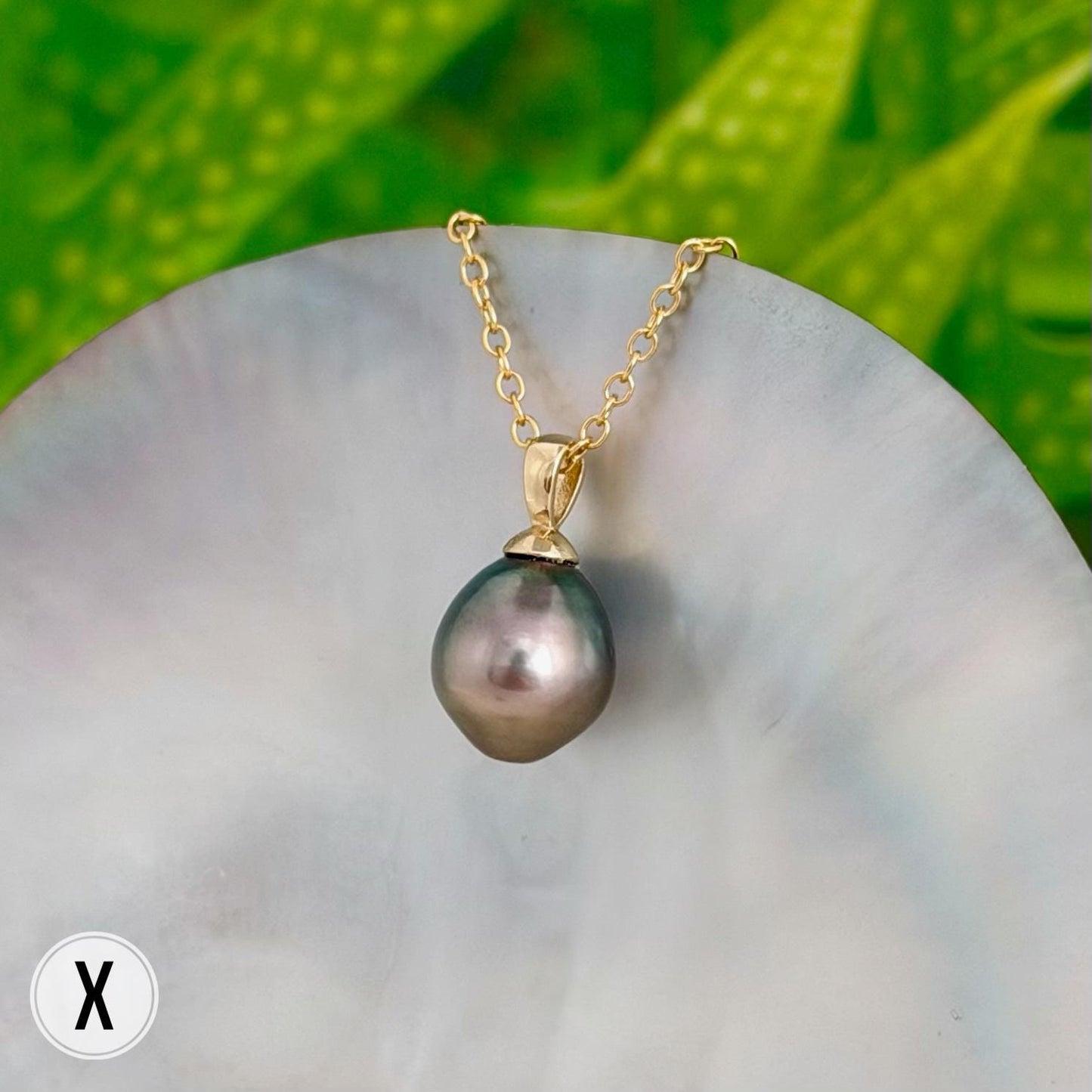 Tahitian Black Pearl Pendant: Gold Vermeil • Minimalist jewelry