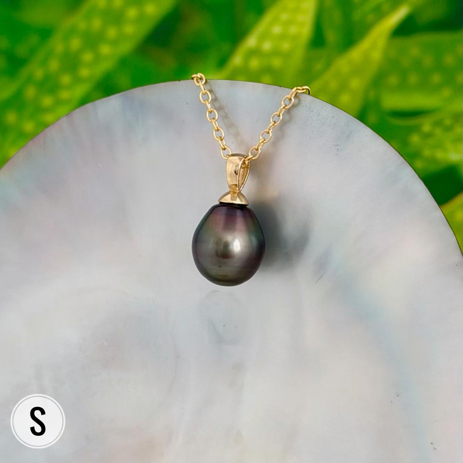 Tahitian Black Pearl Pendant: Gold Vermeil • Minimalist jewelry