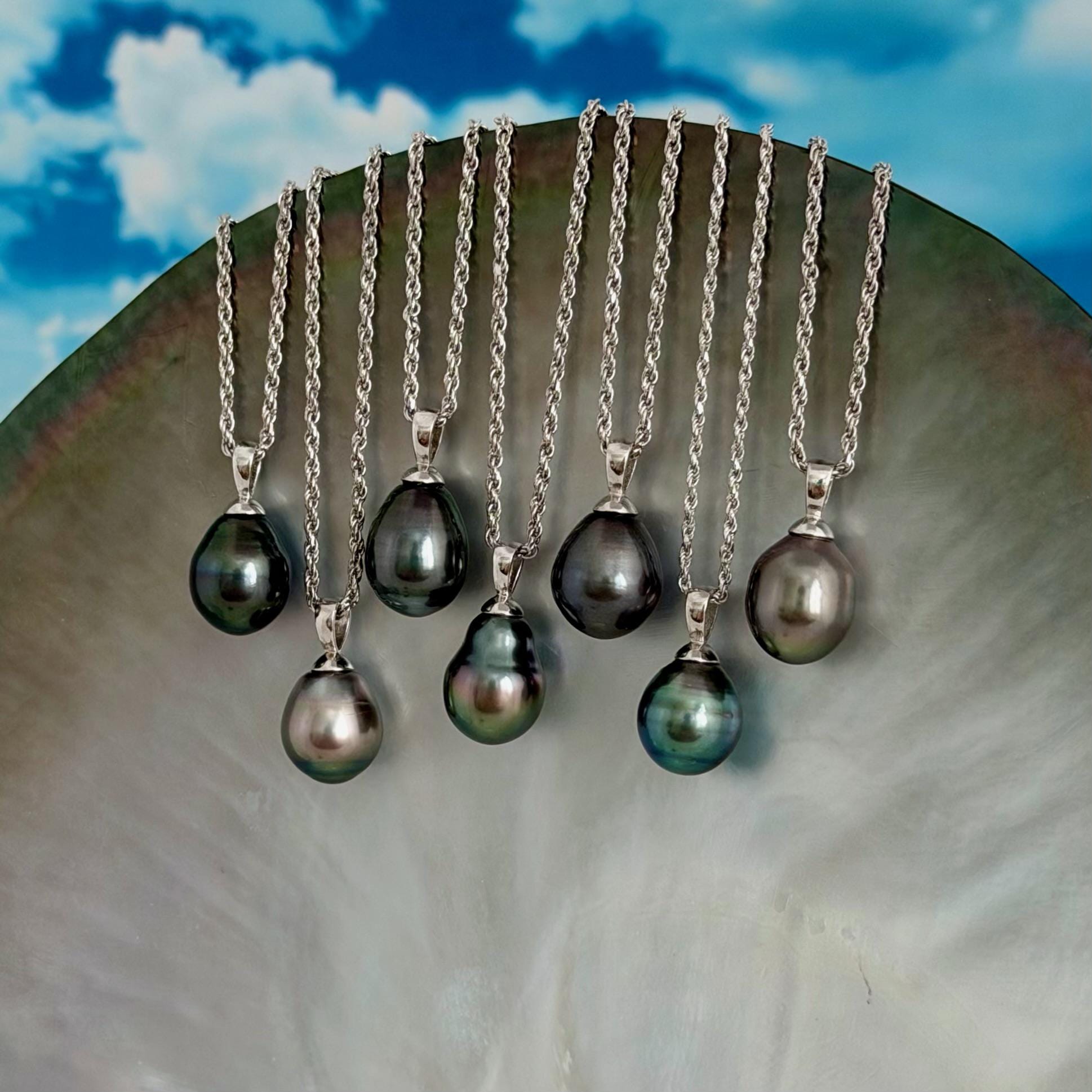 Tahitian Black Pearl Pendant: Sterling Silver Rhodium Plated Bail