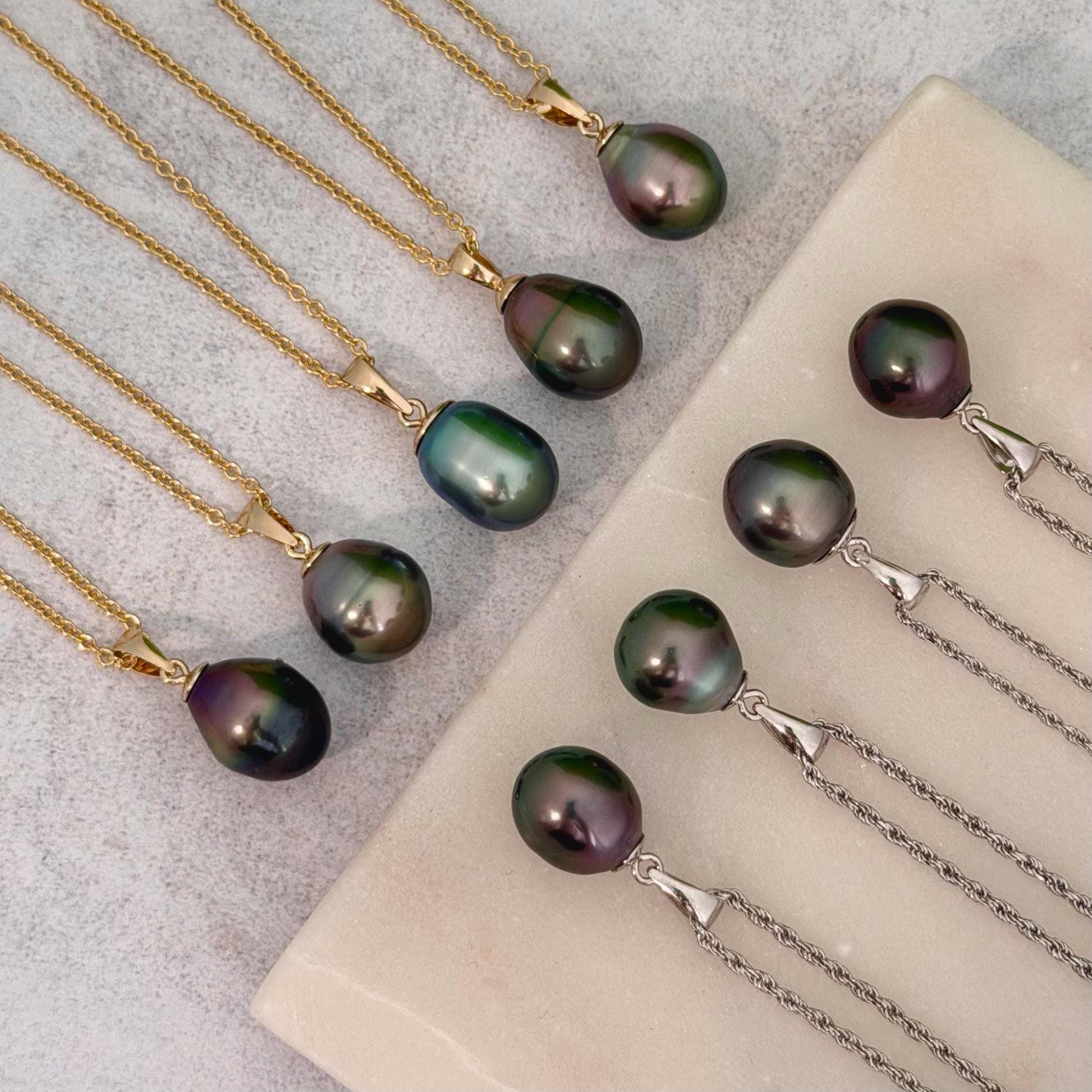 Tahitian Black Pearl Pendant: Gold vermeil • Casual jewelry