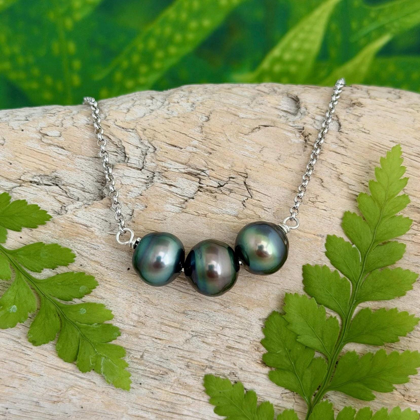 Tahitian Pearl Necklace – Triple Black Gems on Sterling Silver • Minimalist