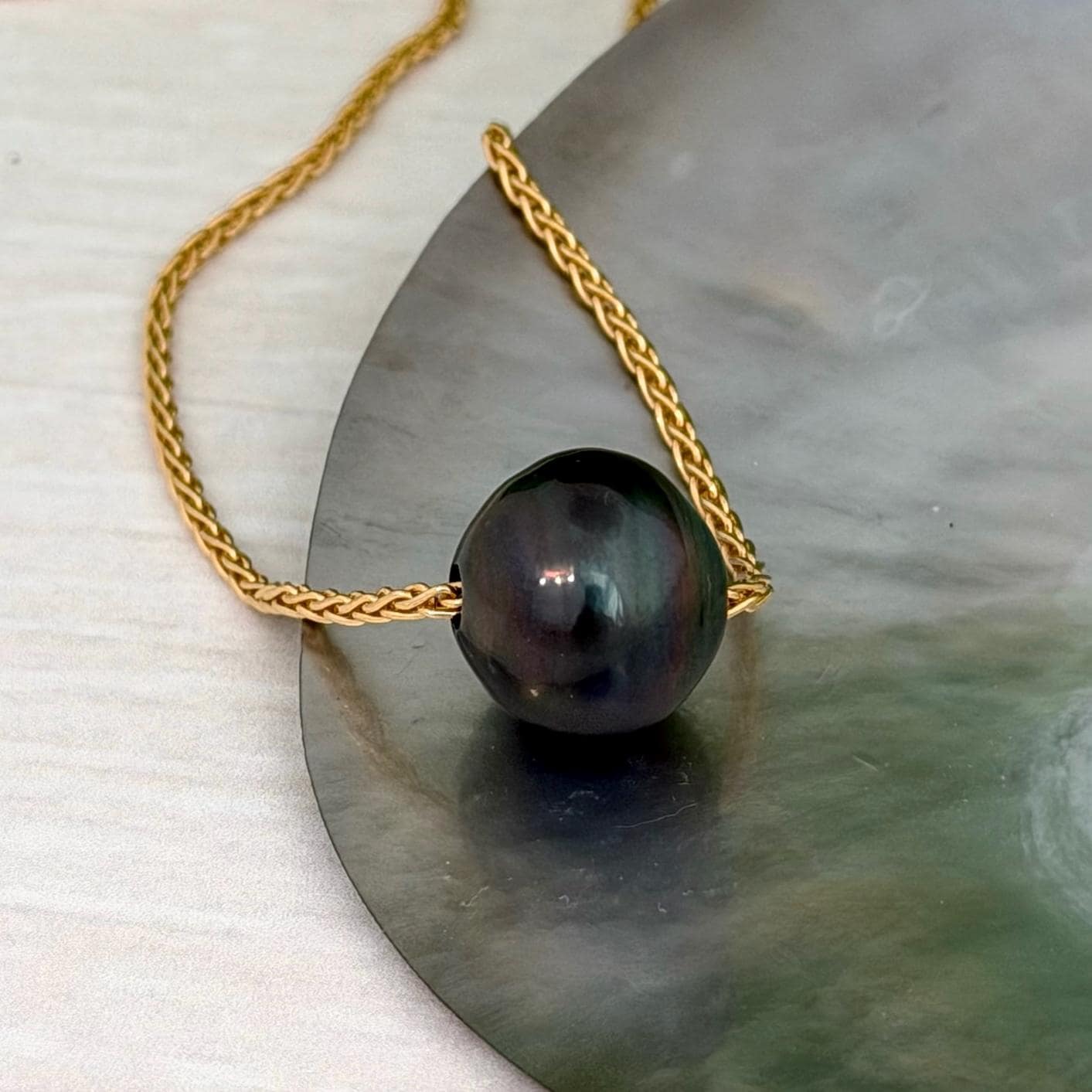 Tahitian pearl floating necklace • sliding • slider • Big XL 13.8mm