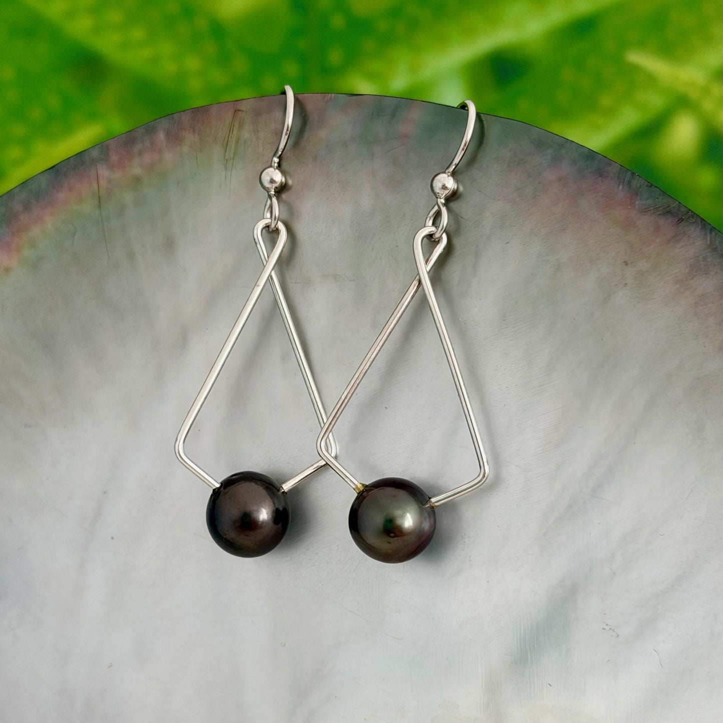 DOORBUSTER Modern Tahitian pearl dangle earrings • Sterling silver jewelry