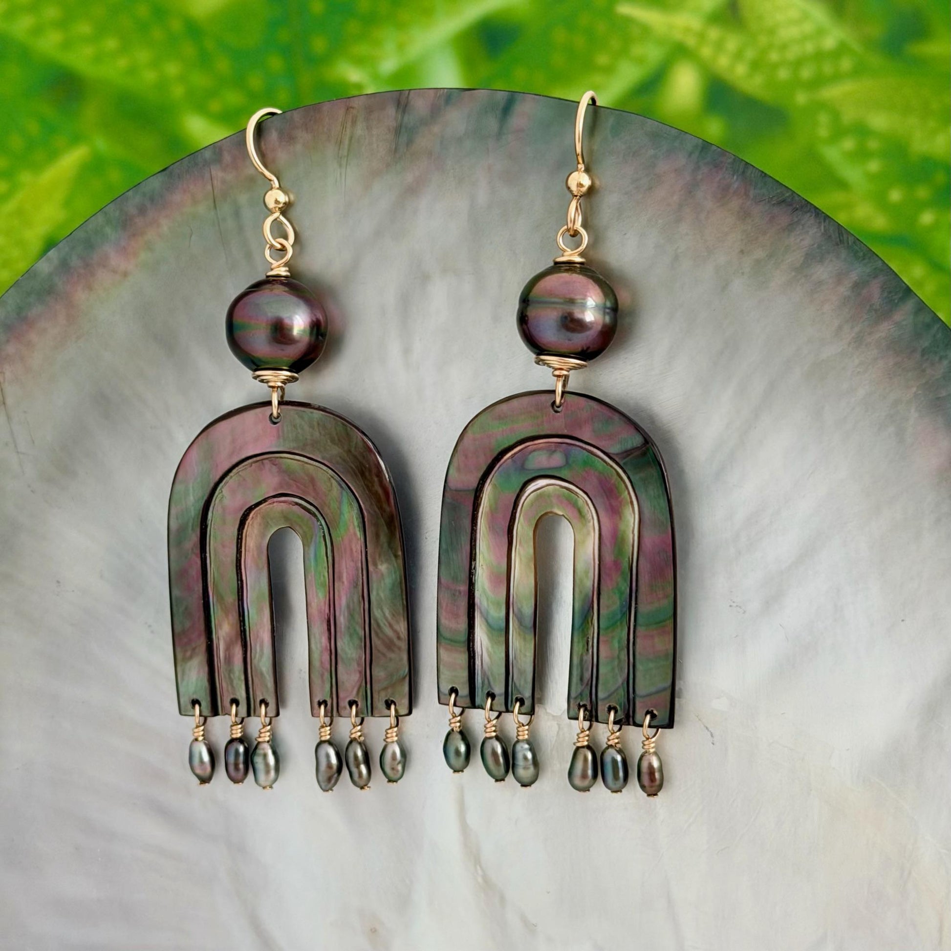 Tahitian pearl earrings • Hand carved rainbow • Morher of pearl shell • Keshi accents