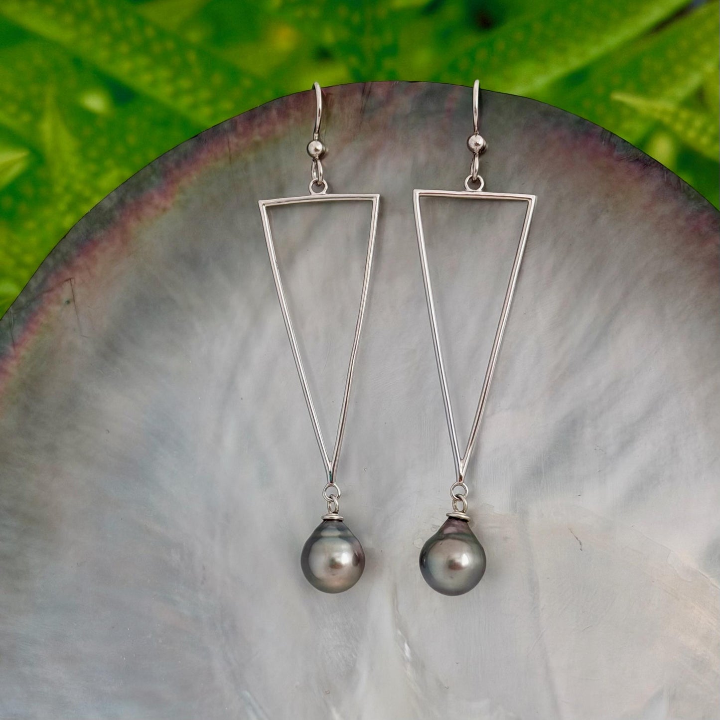 DOORBUSTER Tahitian Pearl Earrings – Sterling Silver Triangle Dangle jewelry.