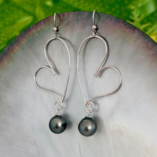 Tahitian Pearl Heart Earrings: Sterling silver Dangle Earrings