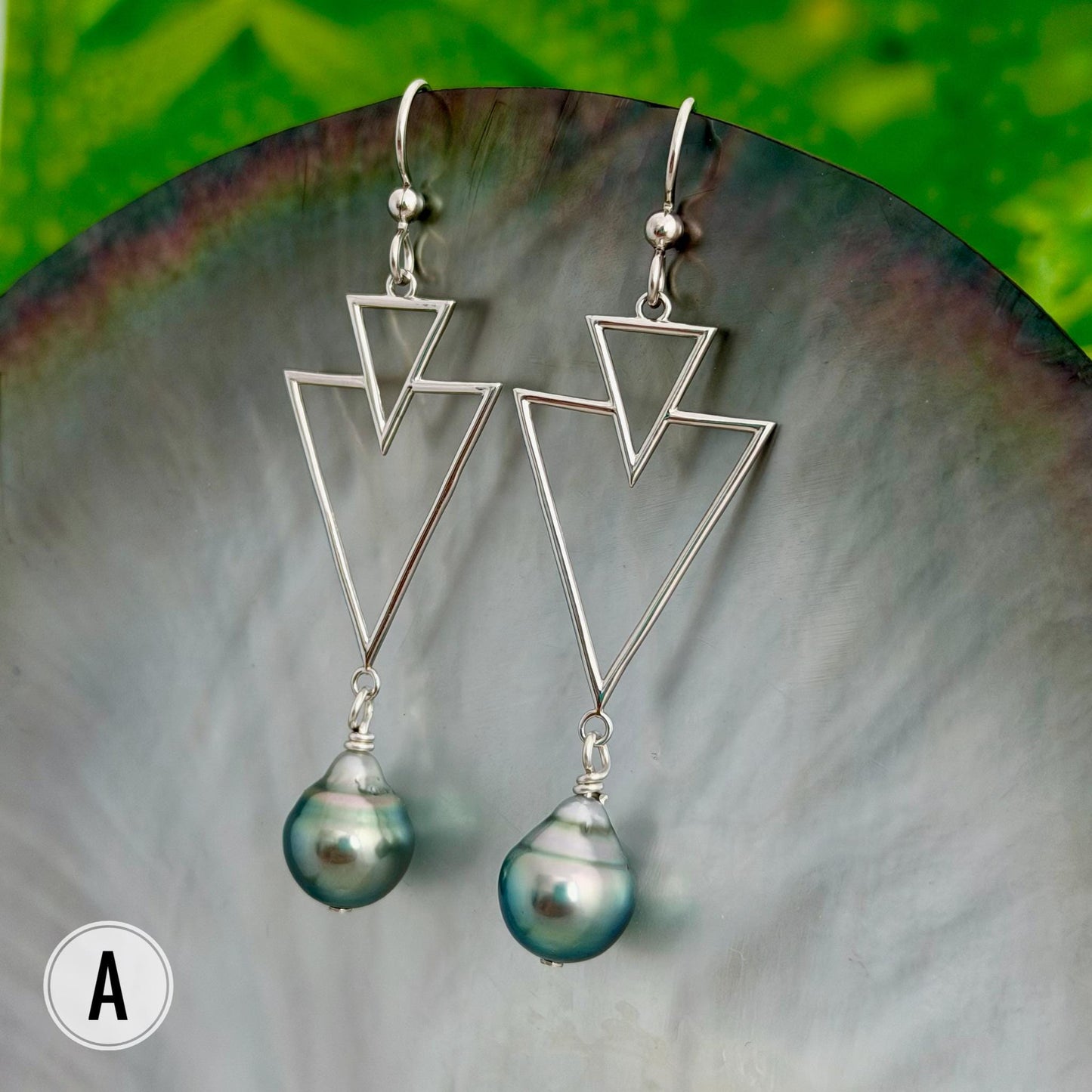 DOORBUSTER Tahitian Pearl Earrings – Triangle Design • Sterling silver Jewelry