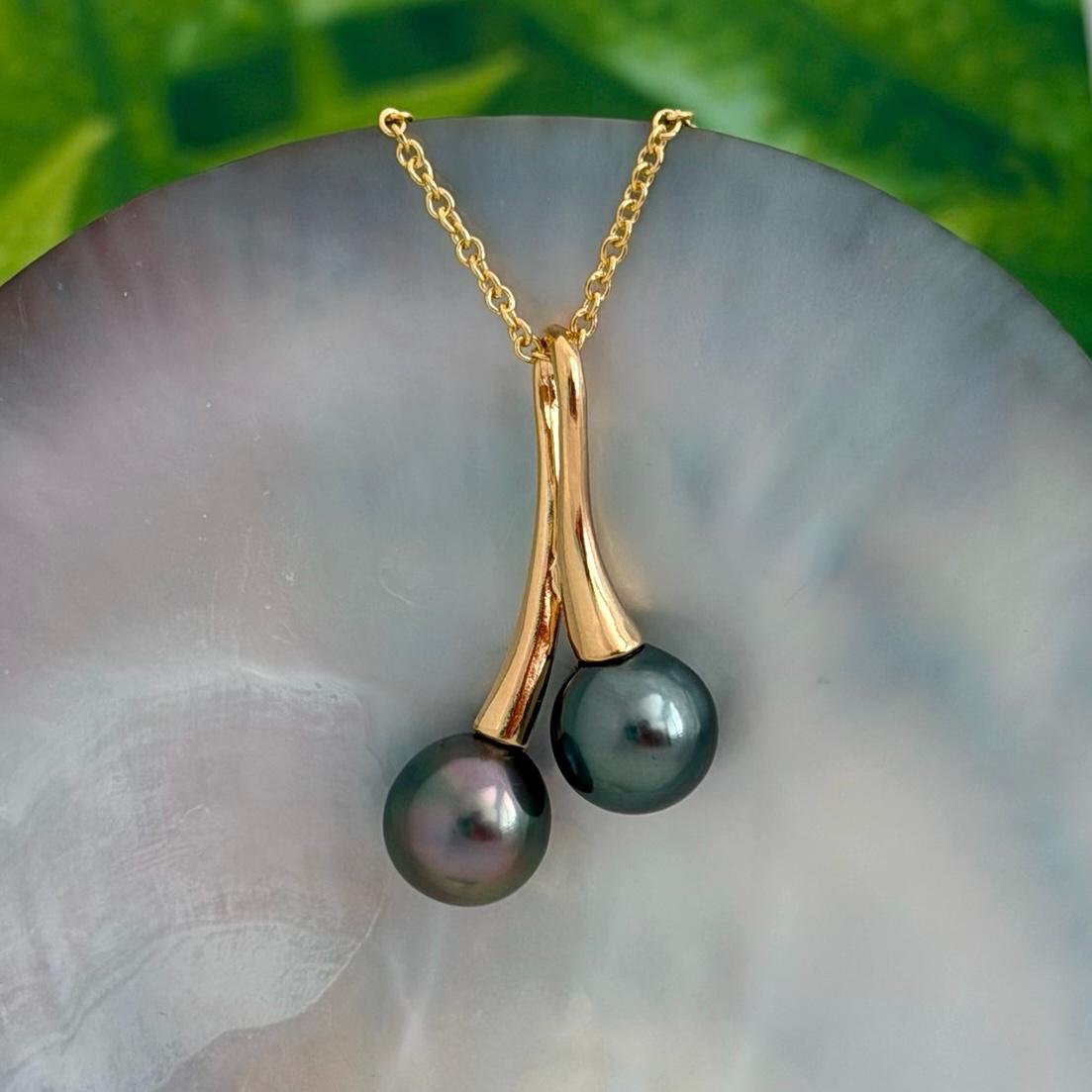 Tahitian pearl necklace • Double pendant • Gold Duo design • Blue and Peacock