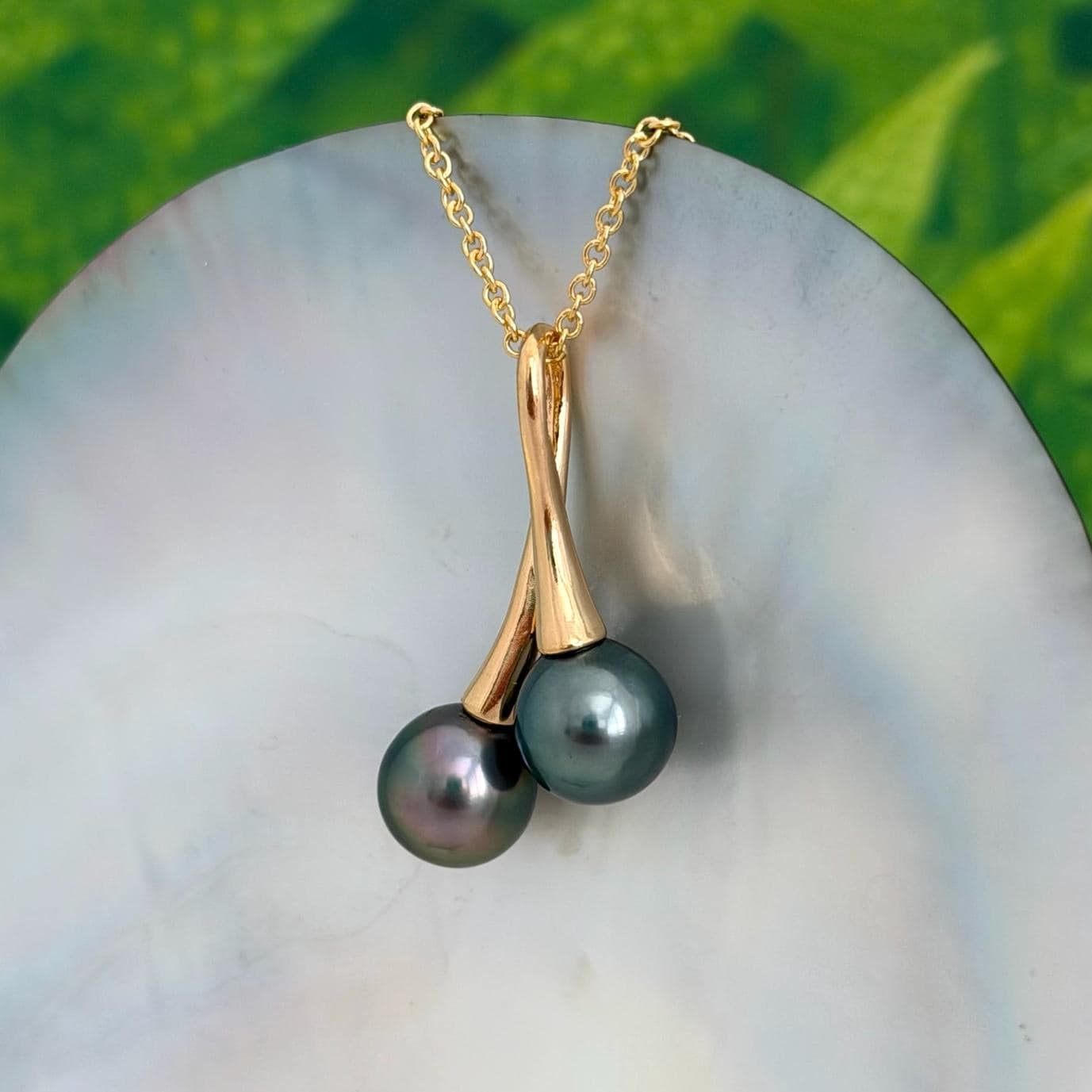 Tahitian pearl necklace • Double pendant • Gold Duo design • Blue and Peacock