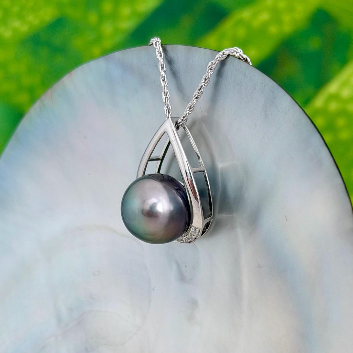 Teardrop Tahitian pearl pendant with beautiful light pearl • Statement necklace with CZ