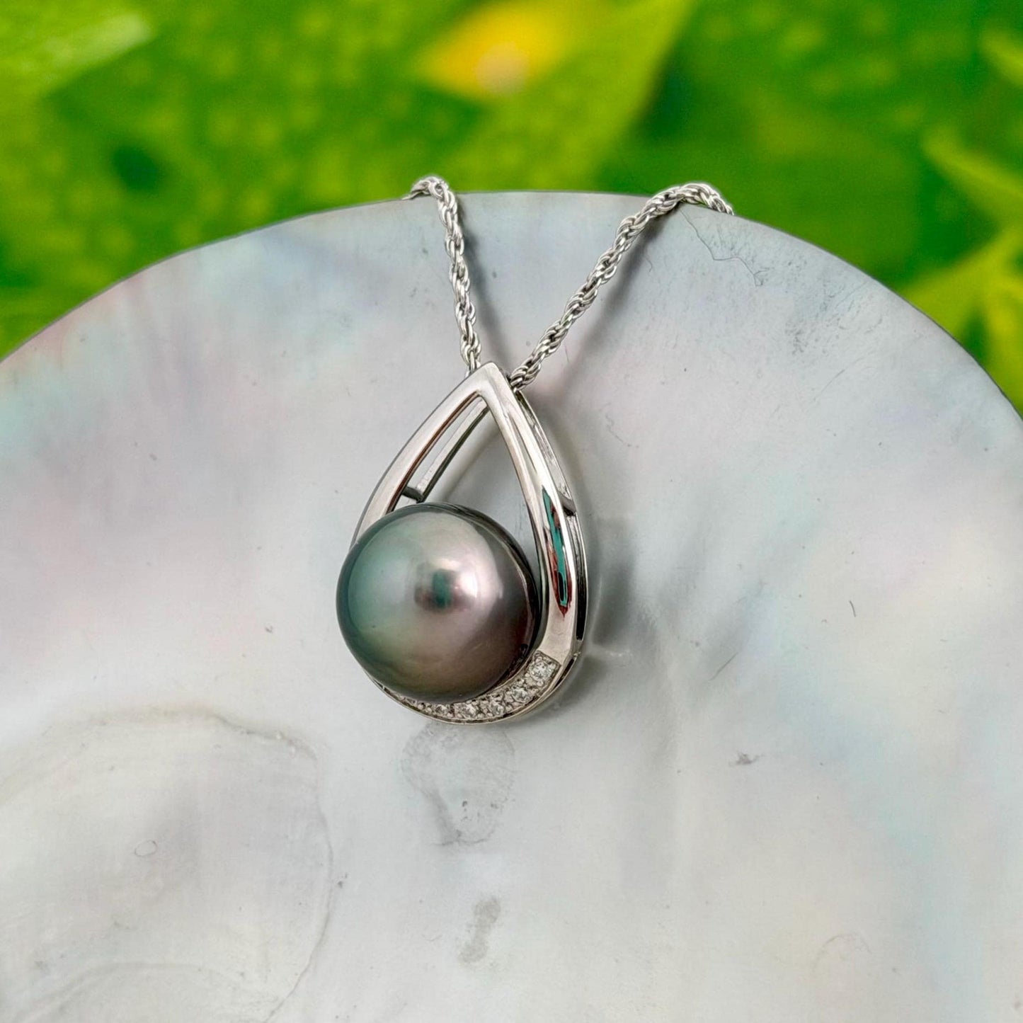 Teardrop Tahitian pearl pendant with beautiful light pearl • Statement necklace with CZ