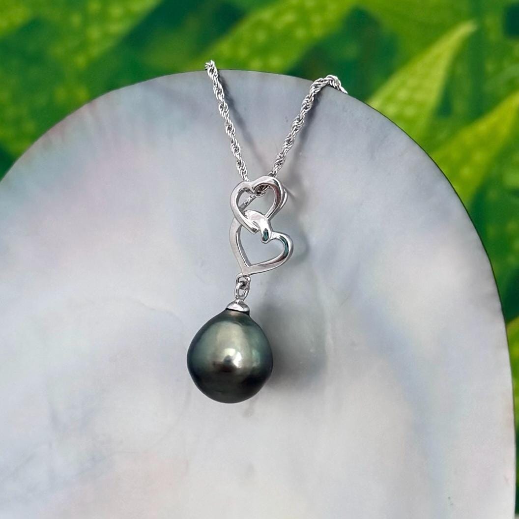Tahitian Pearl Heart Necklace: Sterling silver pendant