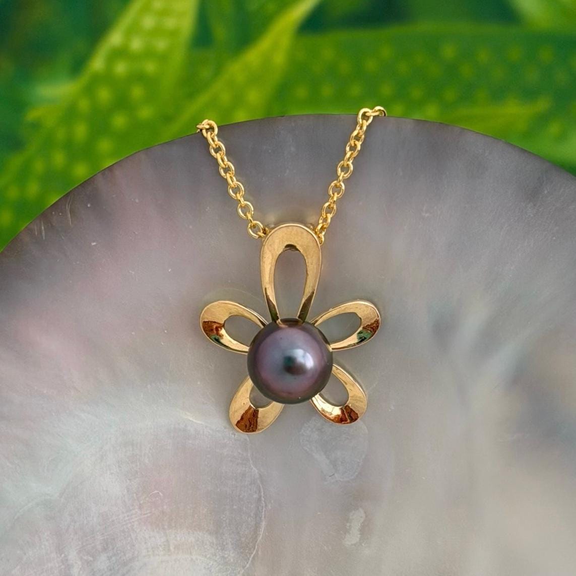 Tahitian Pearl Pendant – Gold Flower Design • Pink Purple gem