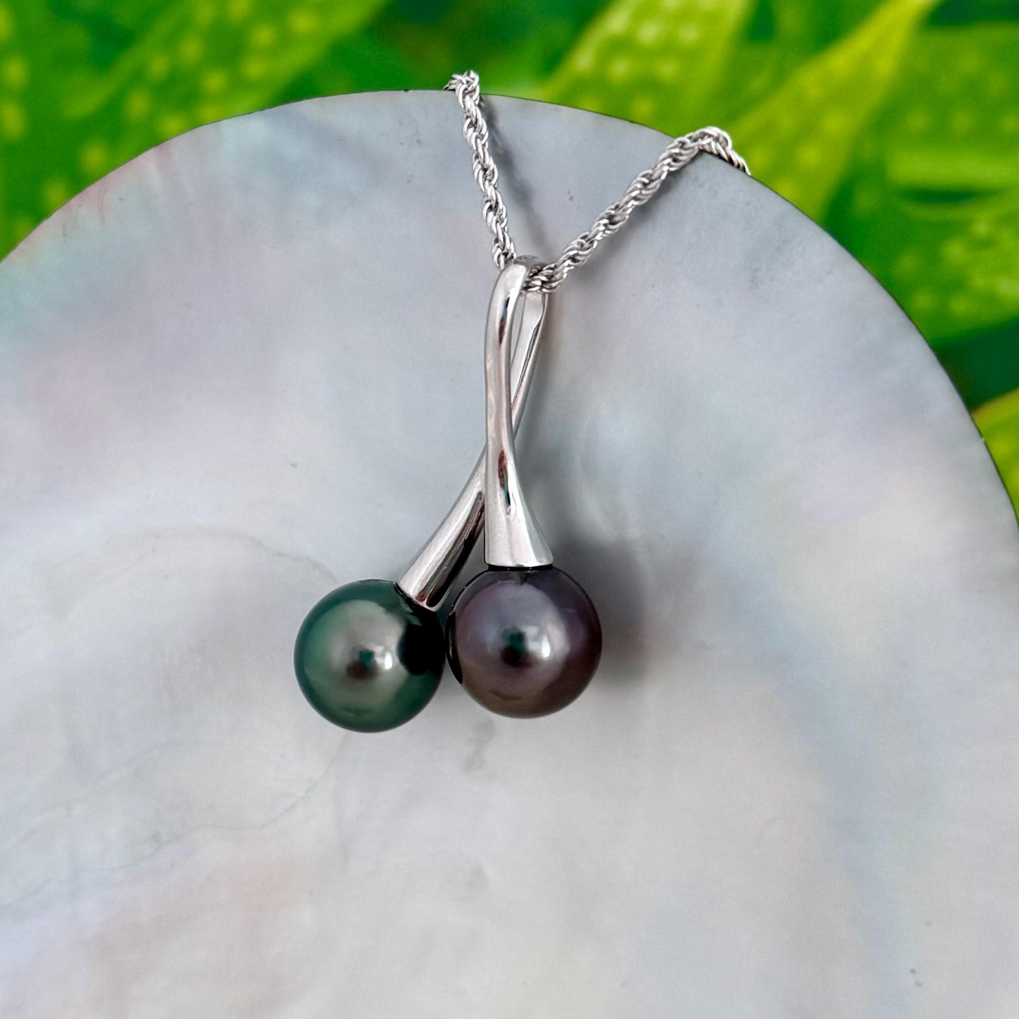 Tahitian pearl necklace • Double pearl pendant • Sterling silver You and Me design • Aubergine and Green