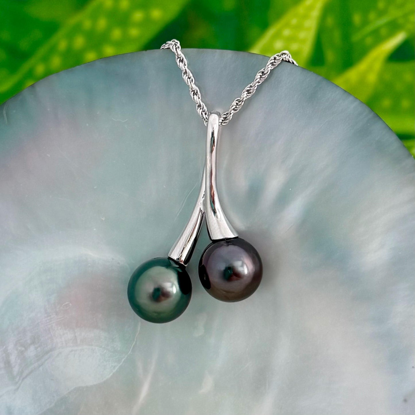 Tahitian pearl necklace • Double pearl pendant • Sterling silver You and Me design • Aubergine and Green