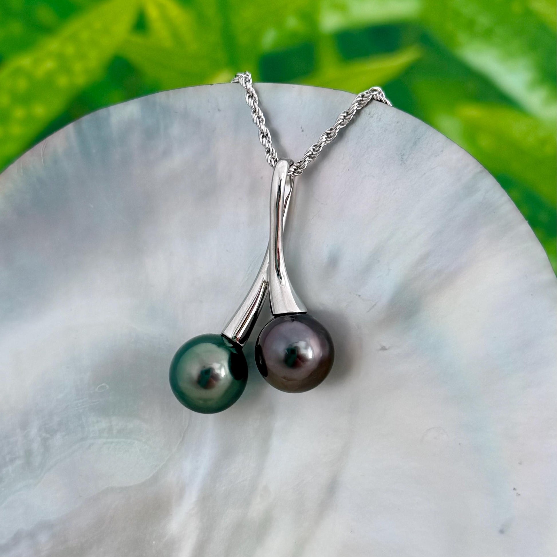 Tahitian pearl necklace • Double pearl pendant • Sterling silver You and Me design • Aubergine and Green
