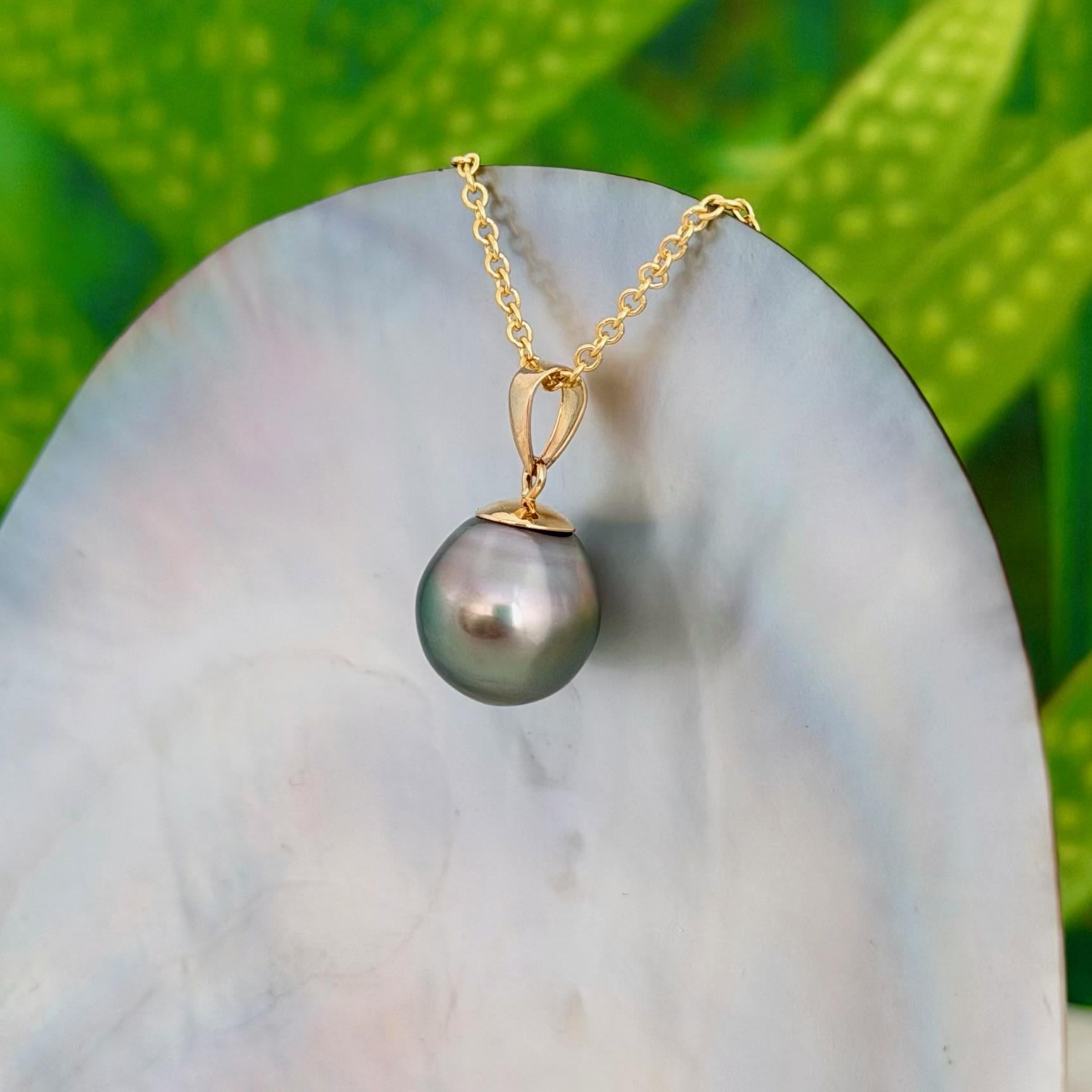 10.9mm Light Pastel Tahitian Pearl Pendant: Solid Gold • Minimalist Necklace, Colorful Overtone