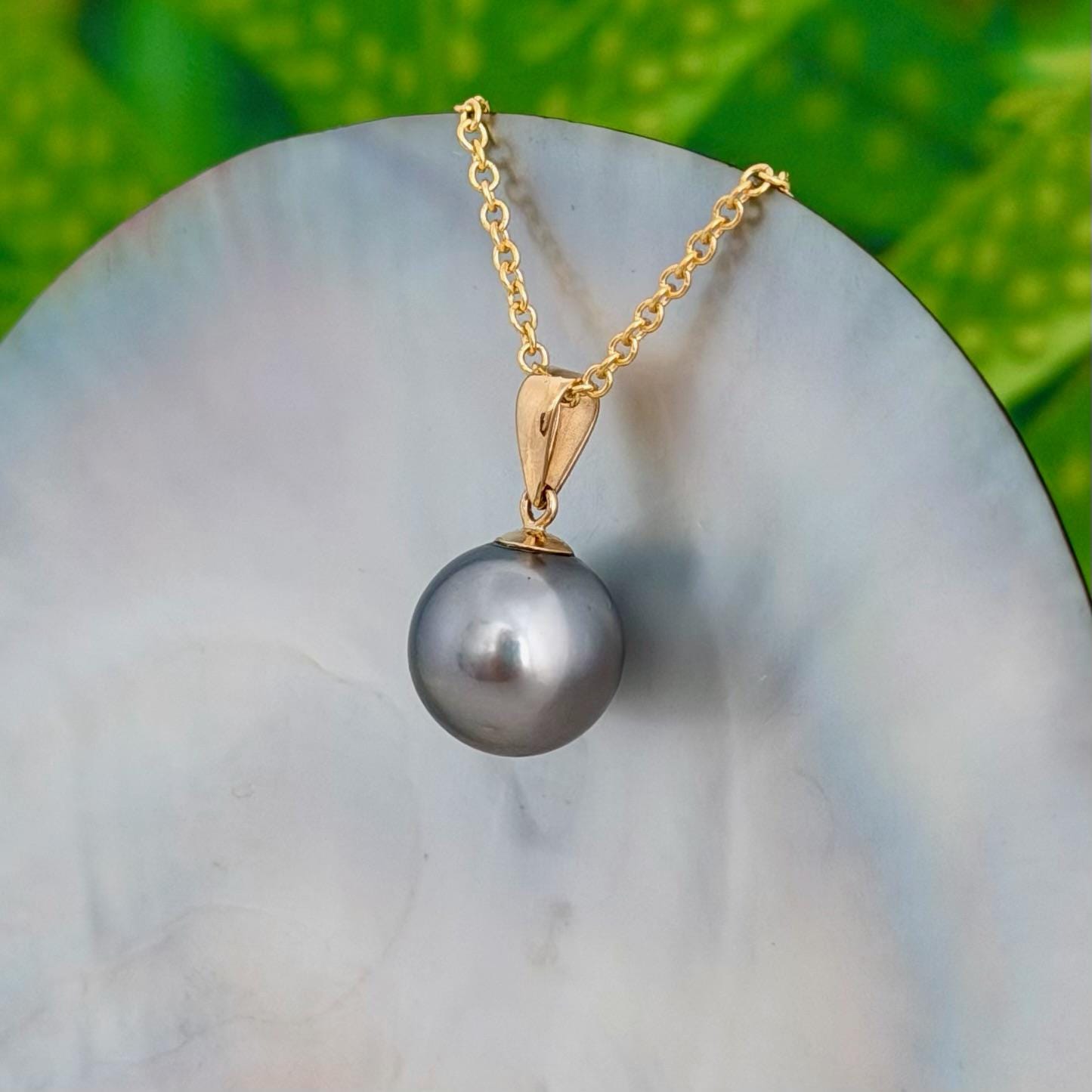 10.9mm Light Pastel Grey Tahitian Pearl Pendant: Solid Gold • Minimalist Necklace, Colorful Overtone