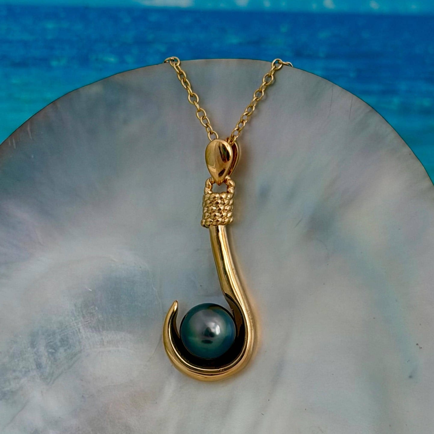Fishhook Tahitian pearl necklace • Unique ocean jewelry made in hawaii for Ocean lovers • Unisex luxurious gift for her or him • fish hook