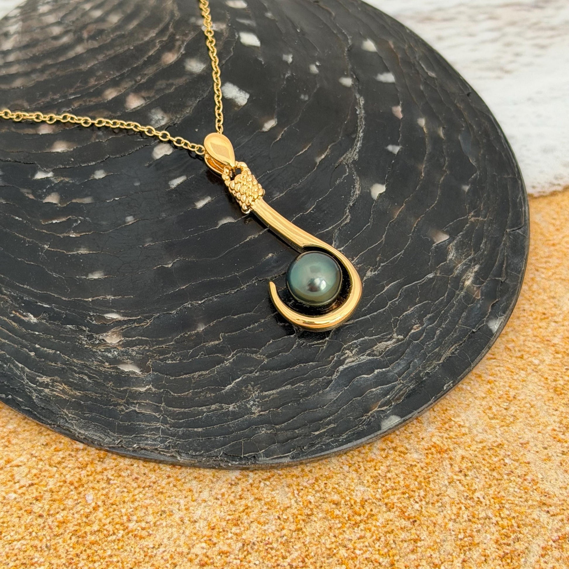 Fishhook Tahitian pearl necklace • Unique ocean jewelry made in hawaii for Ocean lovers • Unisex luxurious gift for her or him • fish hook