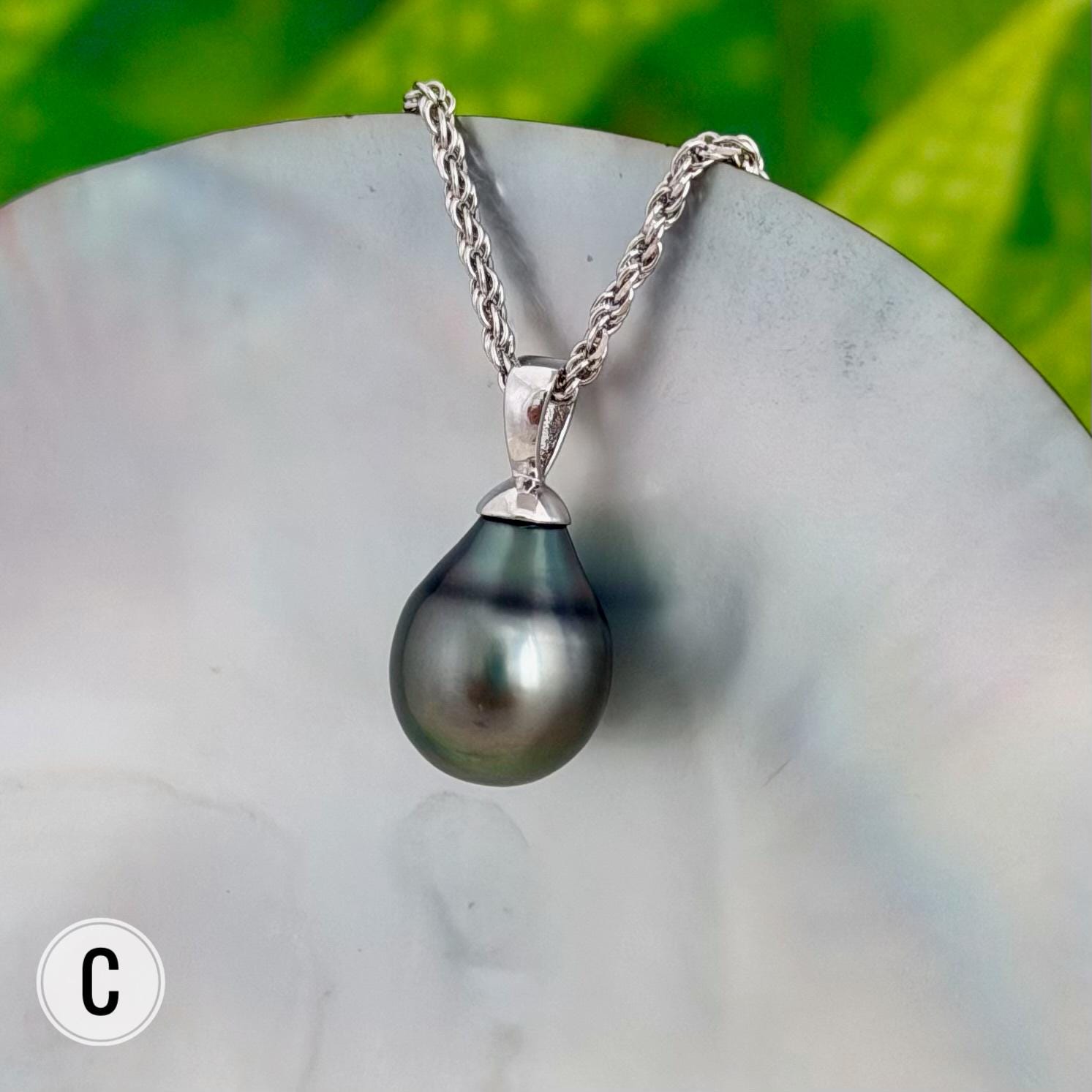 DOORBUSTER Tahitian Black Pearl Pendant: Gold and Sterling Silver jewelry