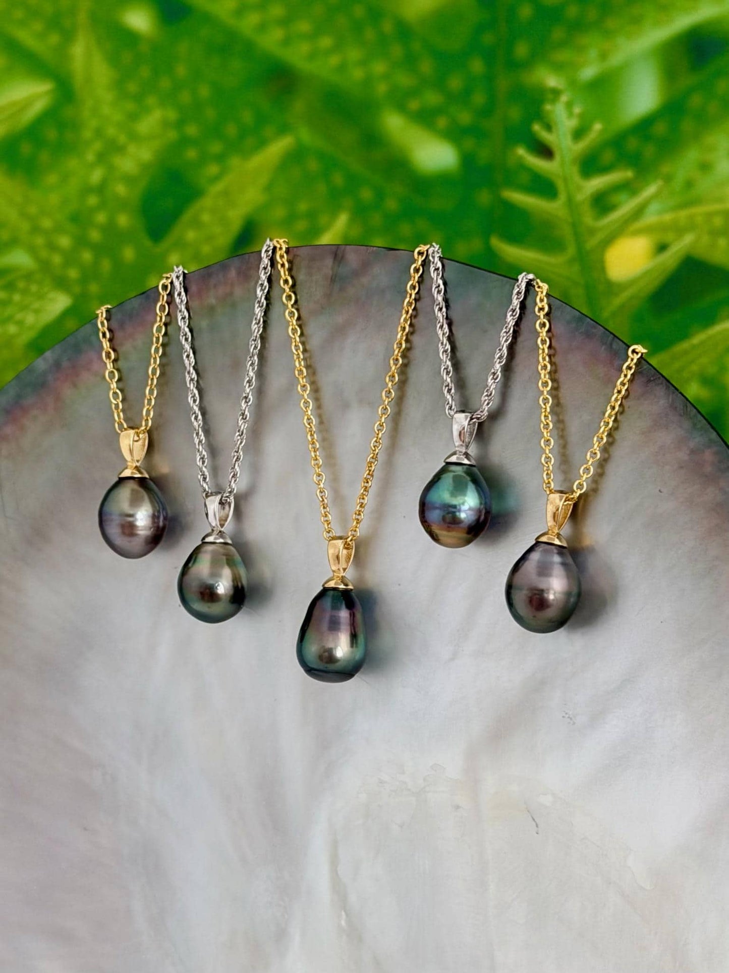 DOORBUSTER Tahitian Black Pearl Pendant: Gold and Sterling Silver jewelry