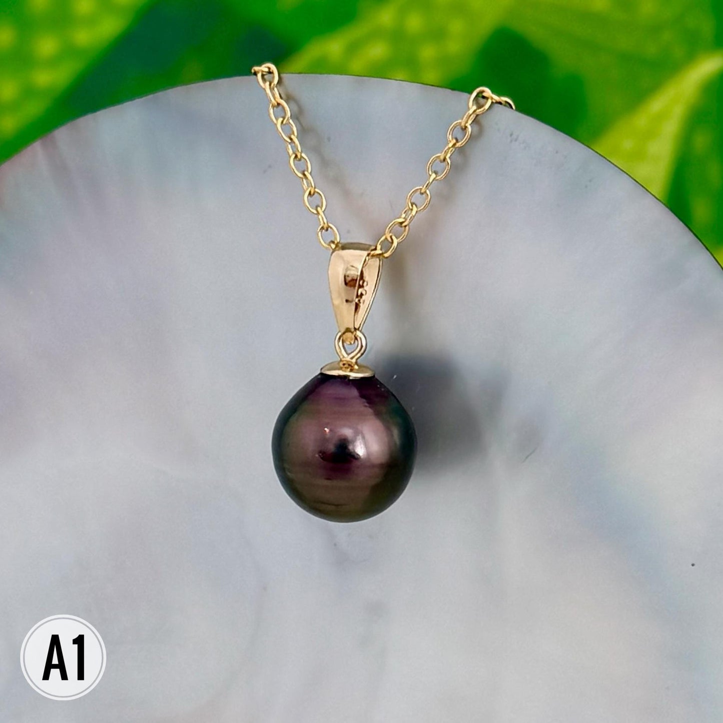 Tahitian Black Pearl Pendant: Gold and Sterling silver • Minimalist jewelry
