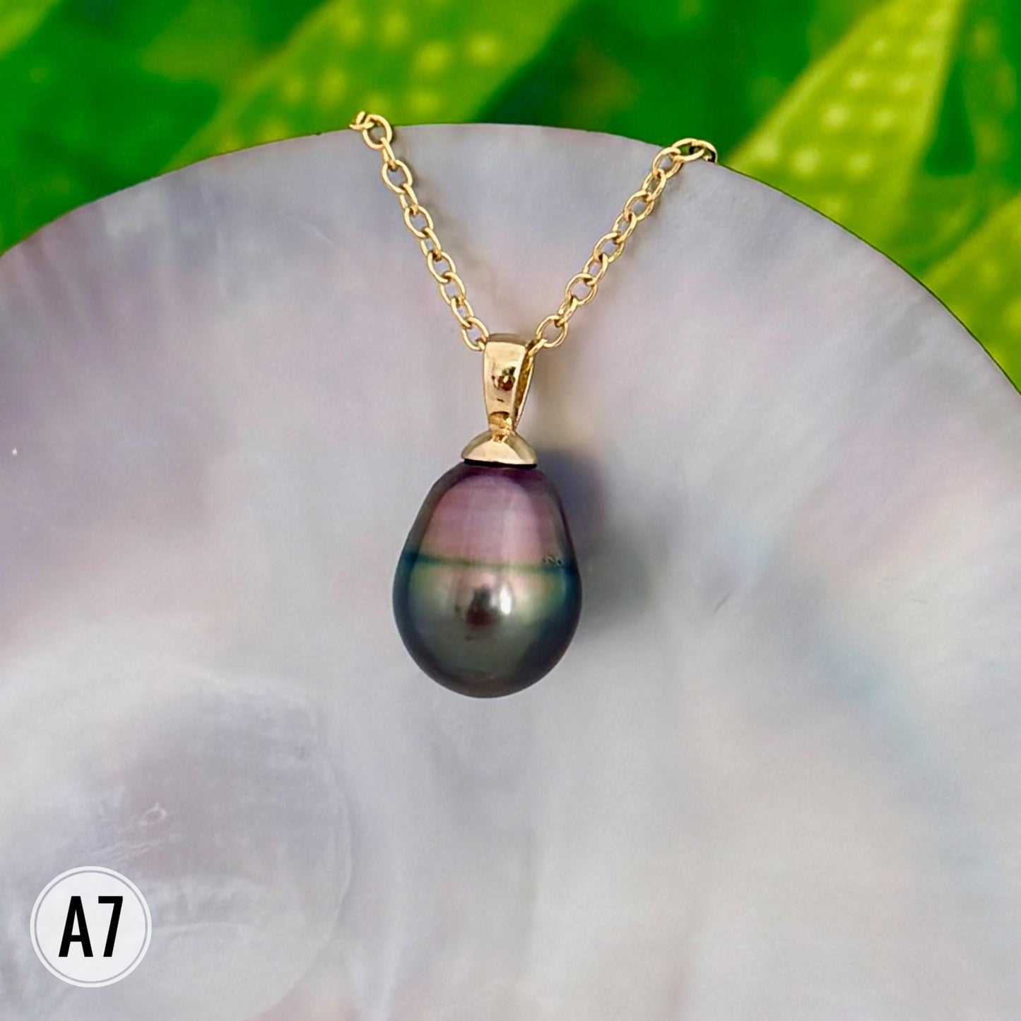Tahitian Black Pearl Pendant: Gold and Sterling silver • Minimalist jewelry