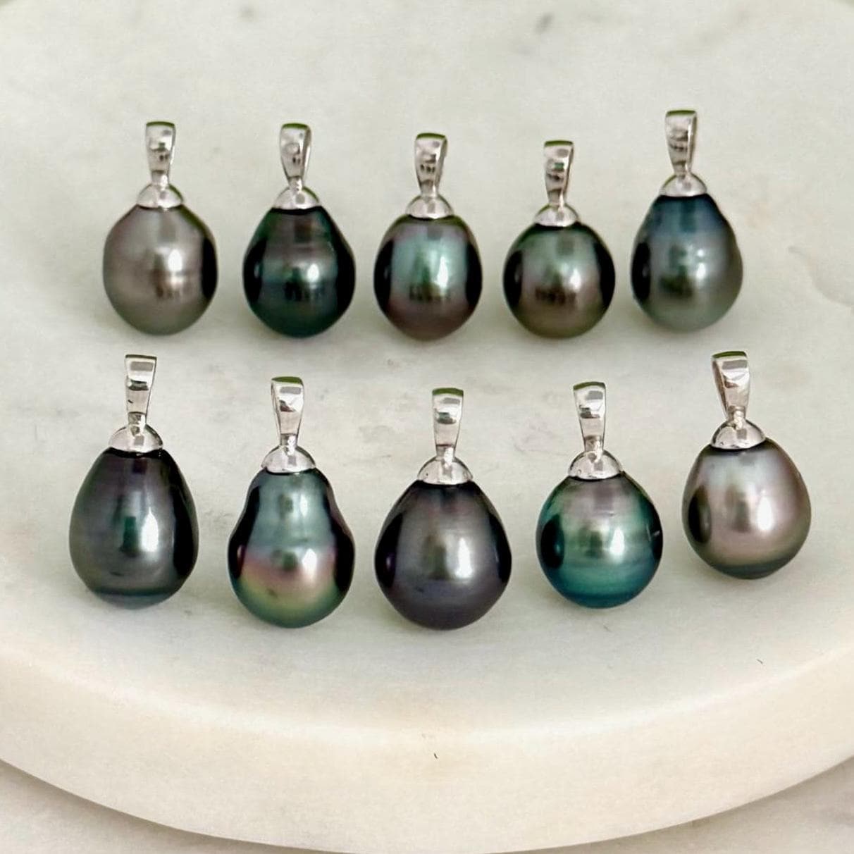 tahitian black pearl pendant with sterling silver bail