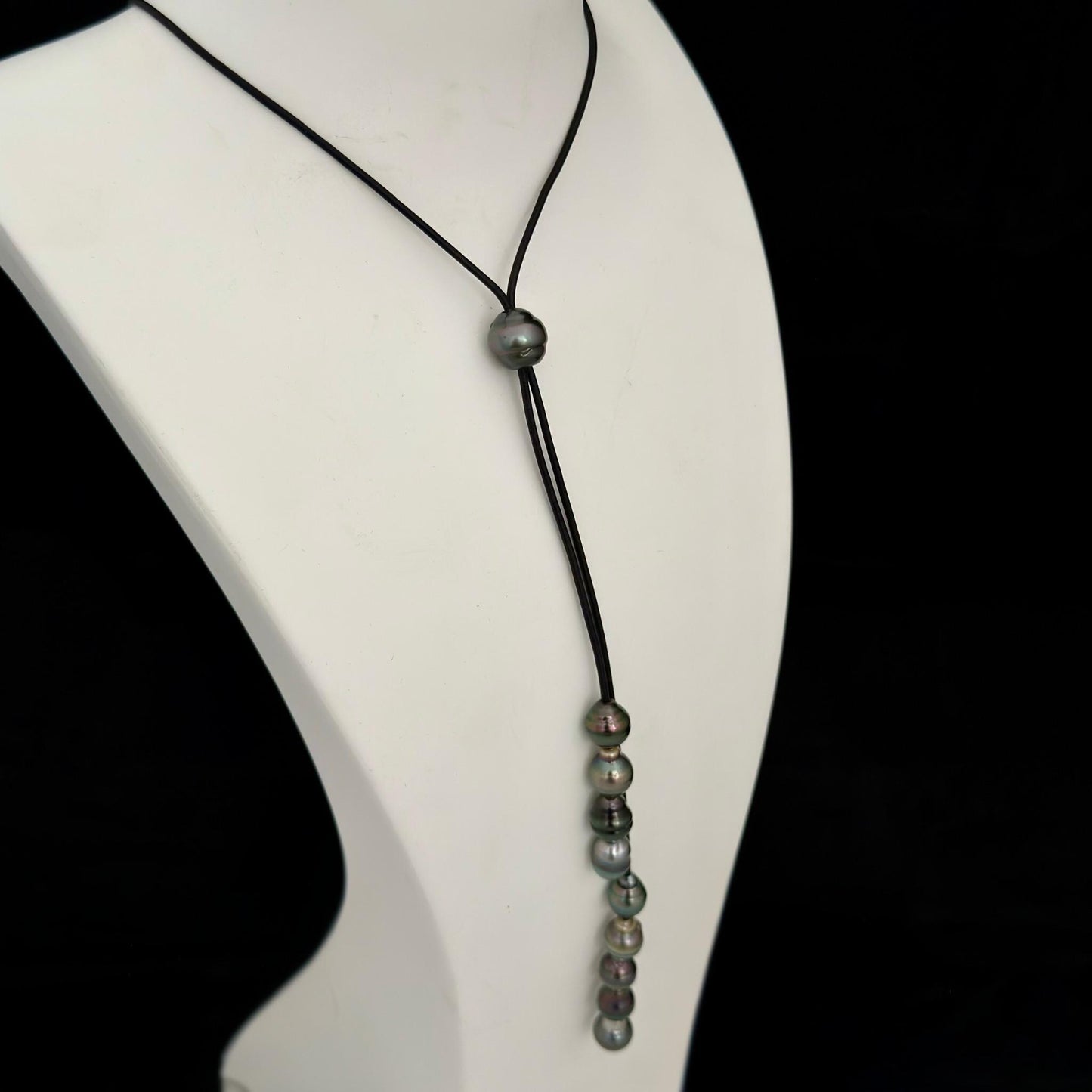 Tahitian Pearl Leather necklace • Long natural jewelry