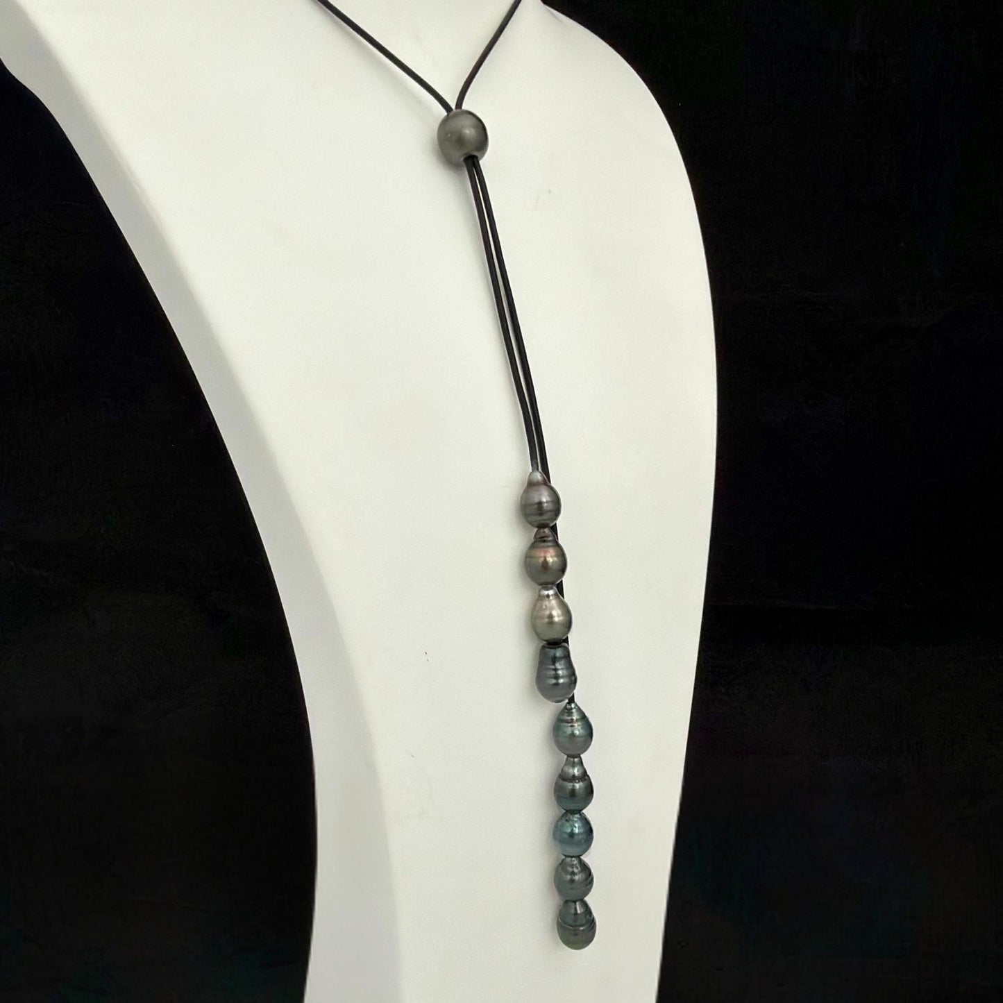 Tahitian Pearl Leather necklace • Long natural jewelry