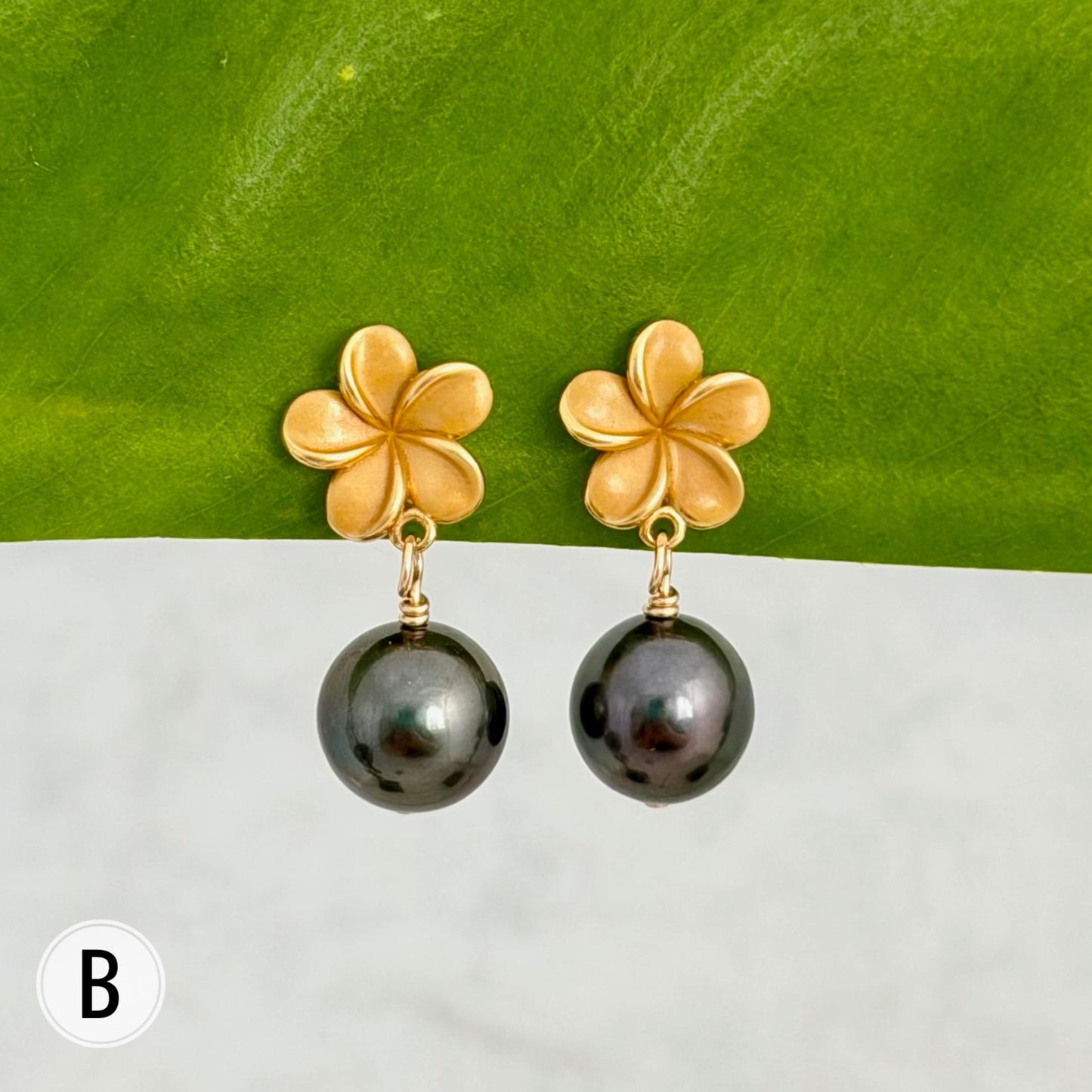 Tahitianl Black Pearl Earrings • PLUMERIA Stud jewelry • Gold