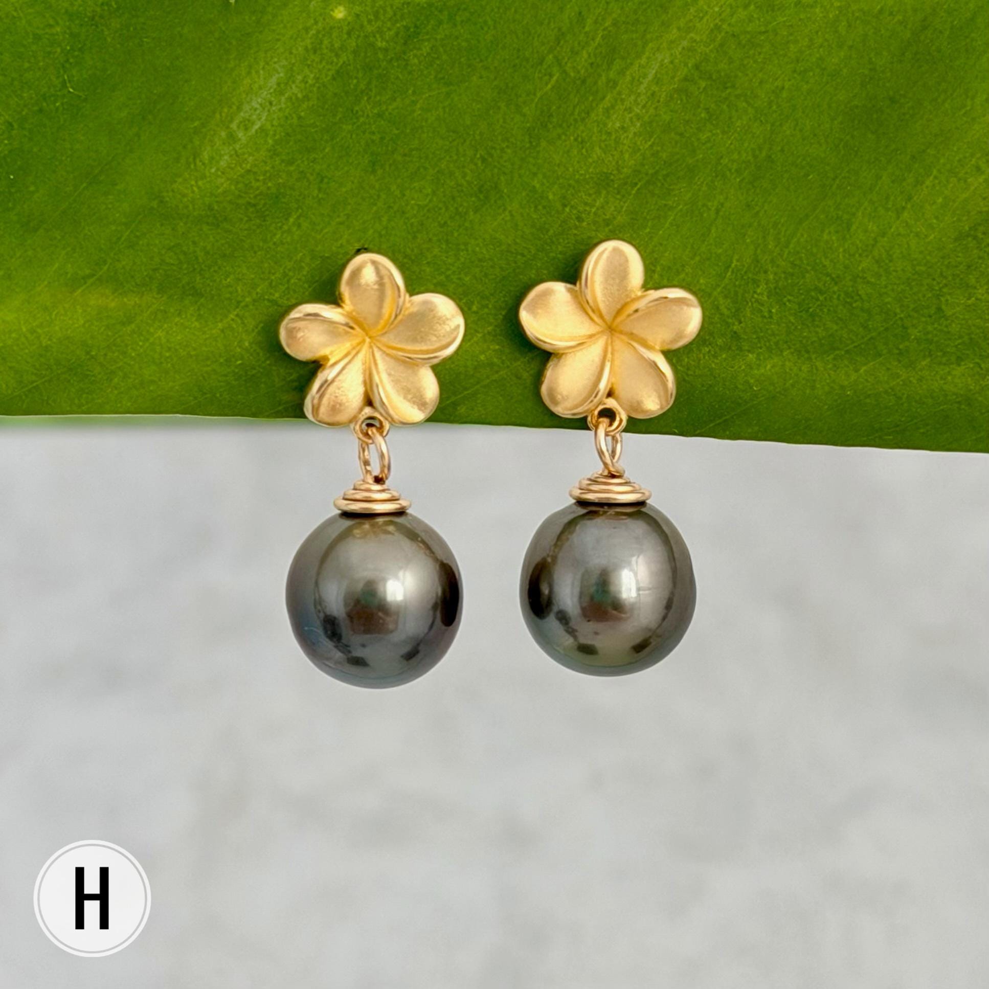 Tahitianl Black Pearl Earrings • PLUMERIA Stud jewelry • Gold
