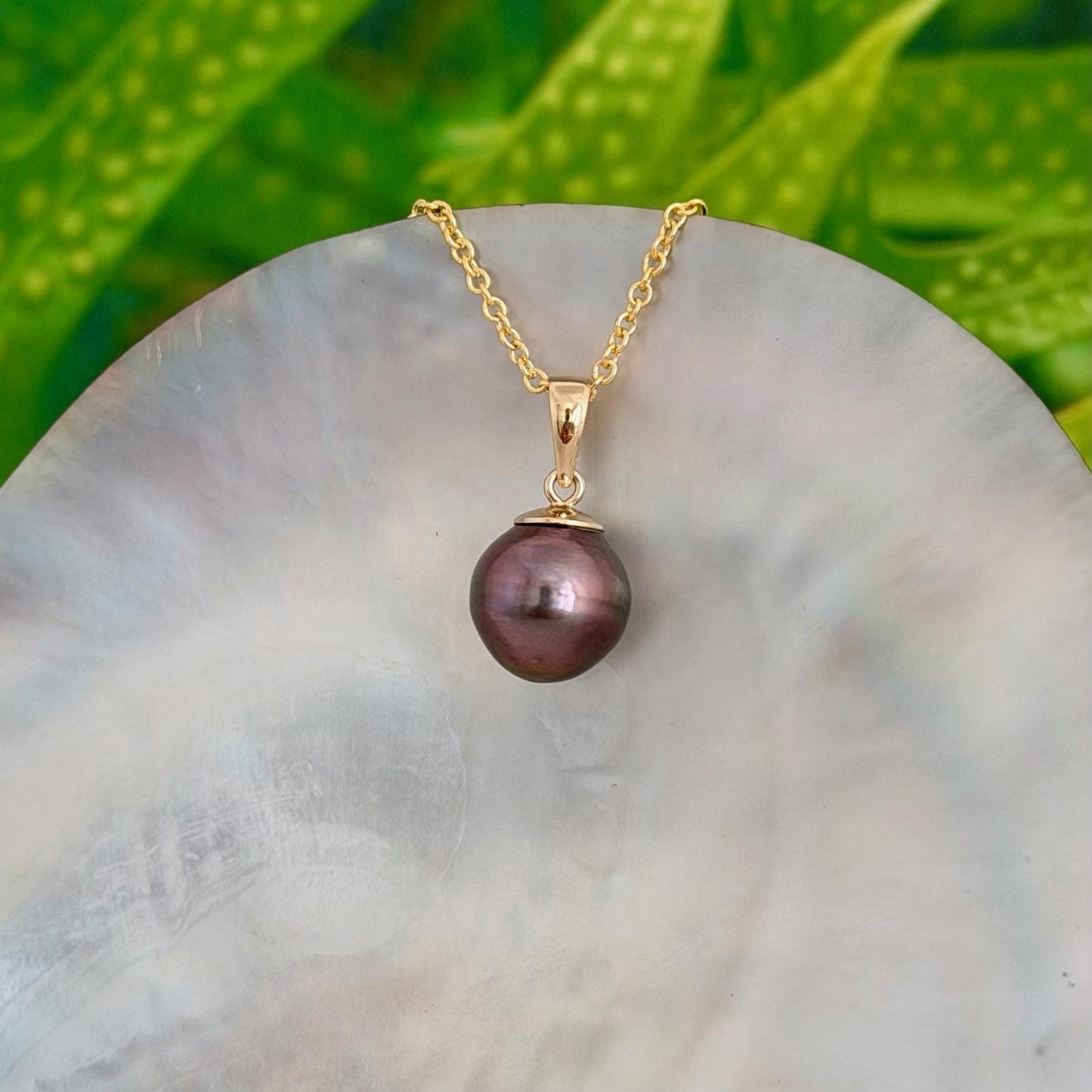 Tahitian Pearl Pendant : 10.6mm Dark Pink Red • 14k Gold Vermeil • ocean gem