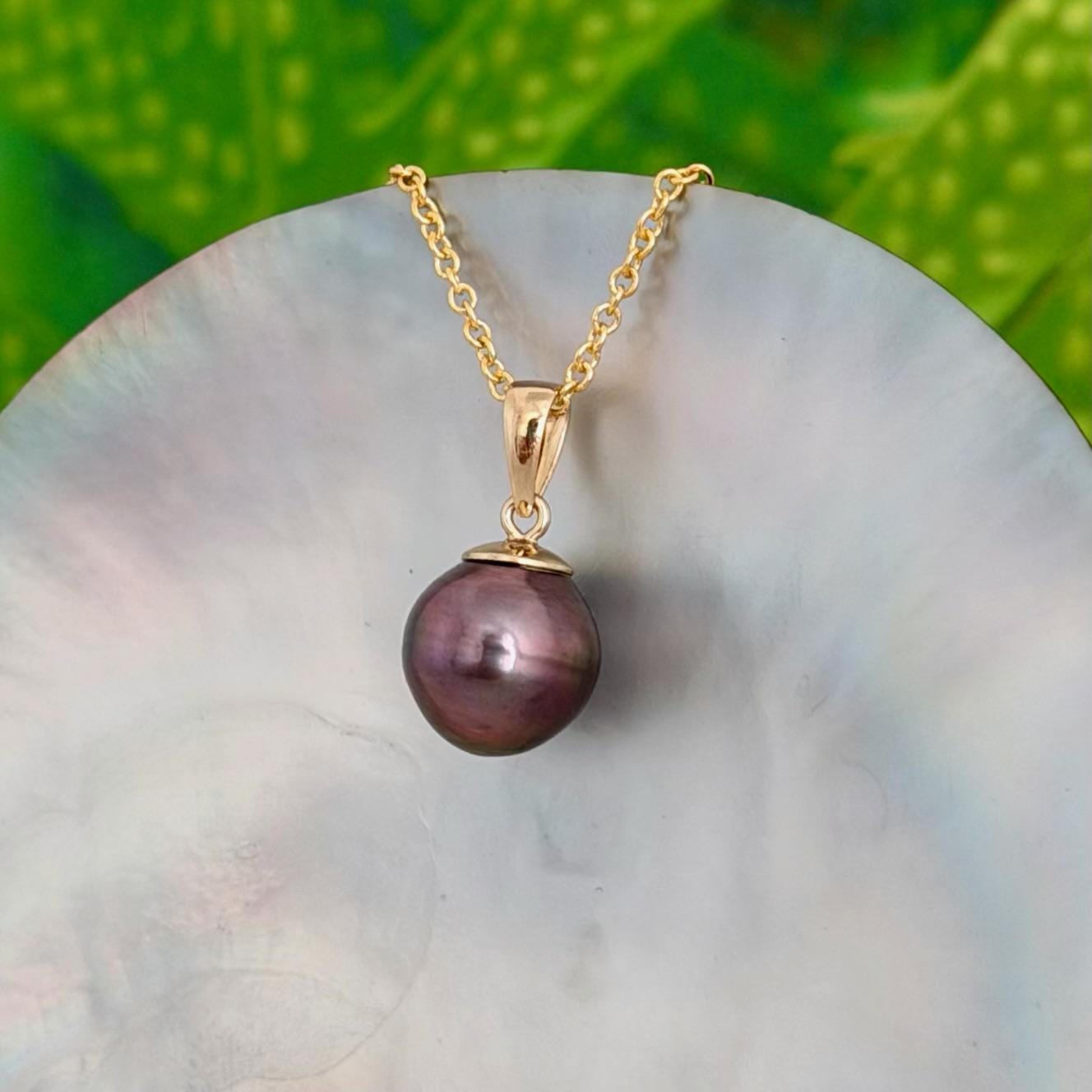 Tahitian Pearl Pendant : 10.6mm Dark Pink Red • 14k Gold Vermeil • ocean gem