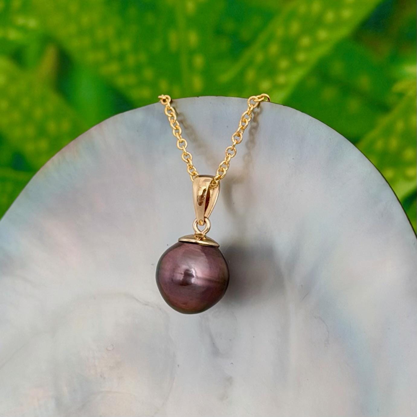 Tahitian Pearl Pendant : 10.6mm Dark Pink Red • 14k Gold Vermeil • ocean gem