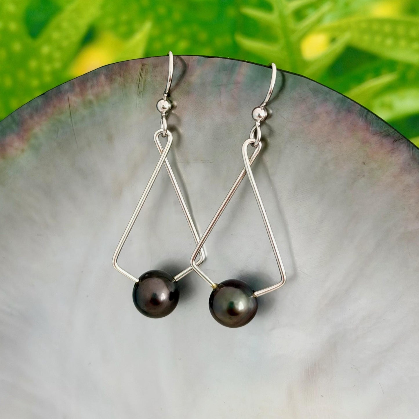 DOORBUSTER Modern Tahitian pearl dangle earrings • Sterling silver jewelry