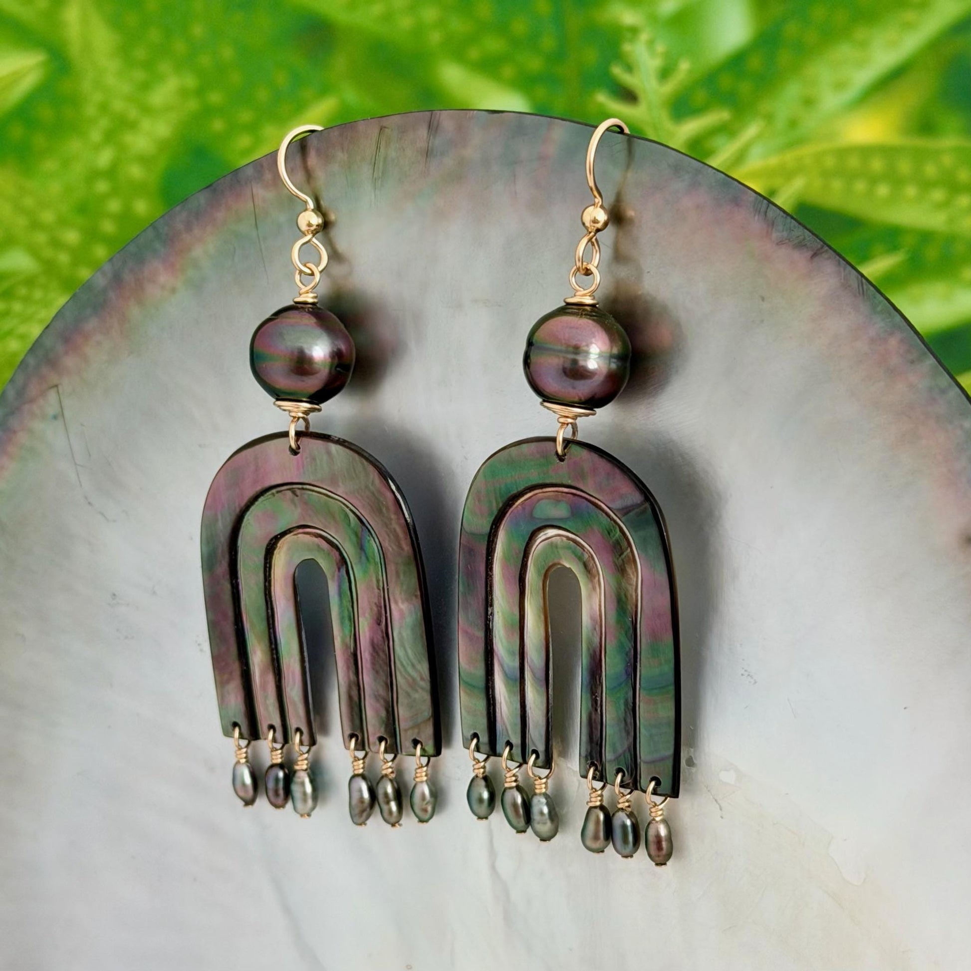 Tahitian pearl earrings • Hand carved rainbow • Morher of pearl shell • Keshi accents