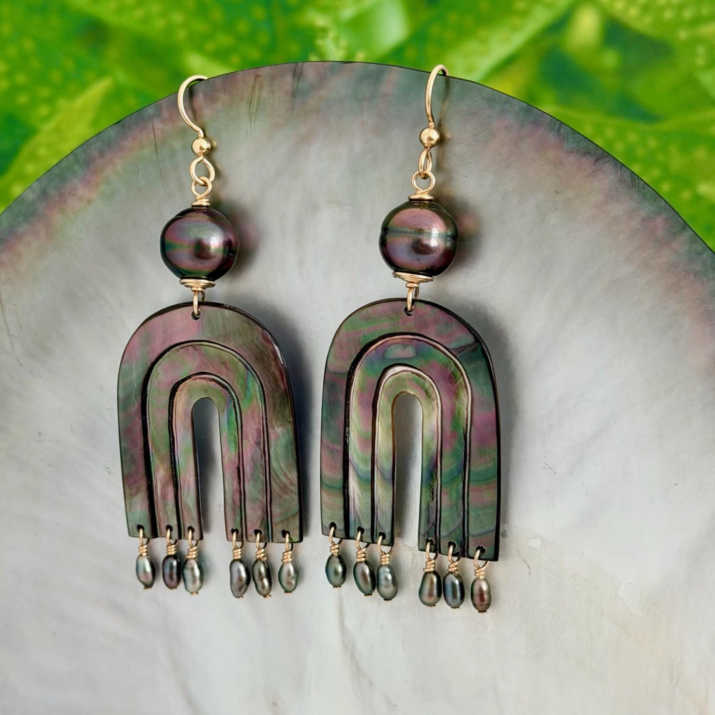Tahitian pearl earrings • Hand carved rainbow • Morher of pearl shell • Keshi accents