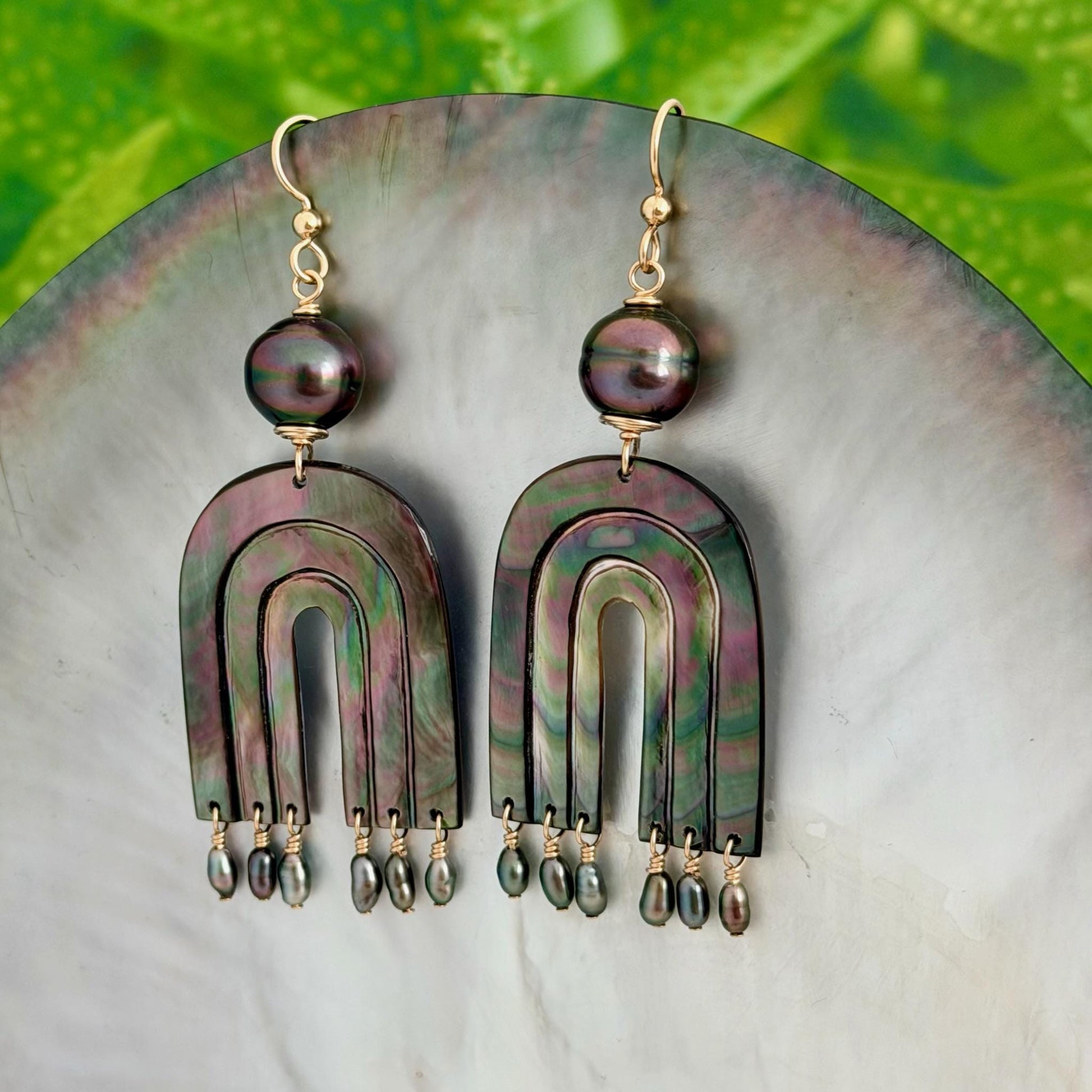 Tahitian pearl earrings • Hand carved rainbow • Morher of pearl shell • Keshi accents